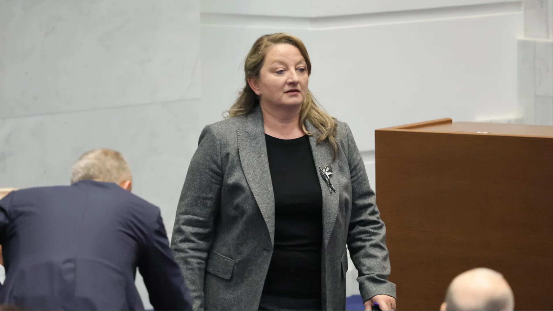 Деница Сачева: Ако това е оздравяване, как изглежда болестта?