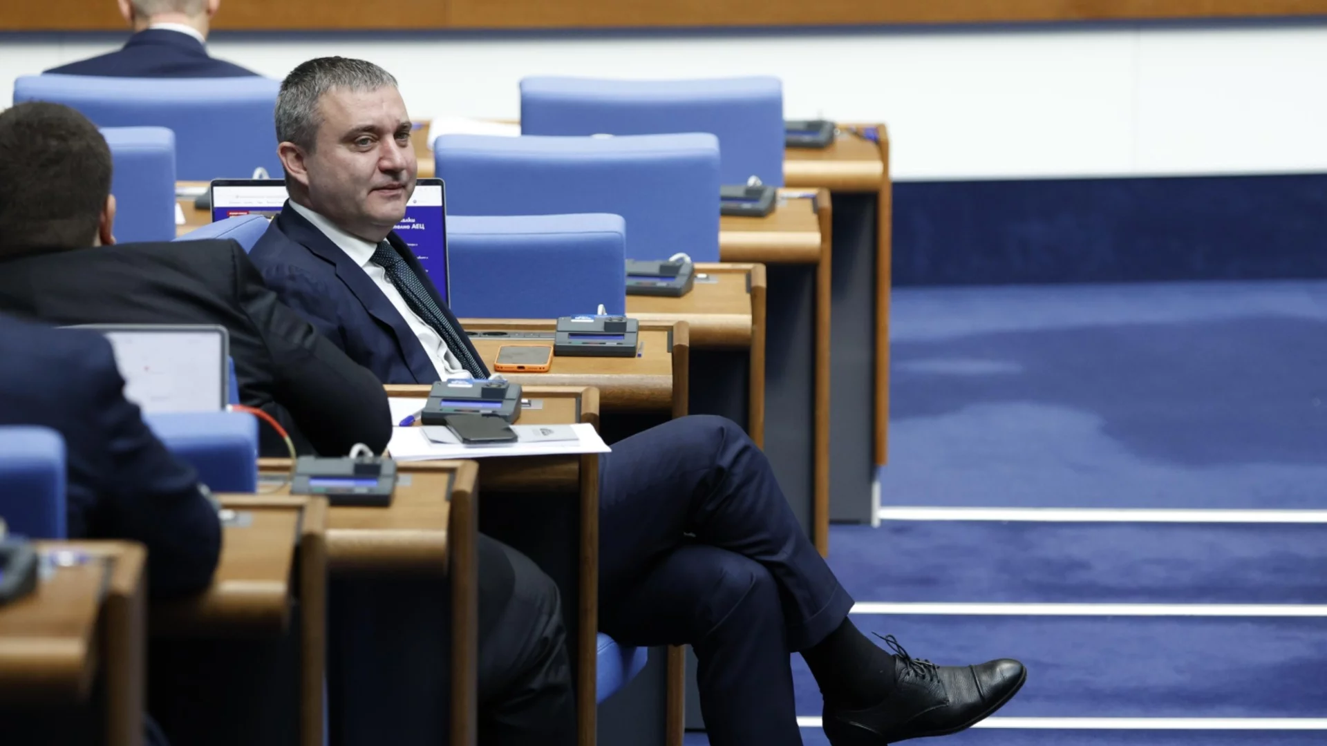 Само да не ни карат да плащаме на входа на Народното събрание (ВИДЕО)