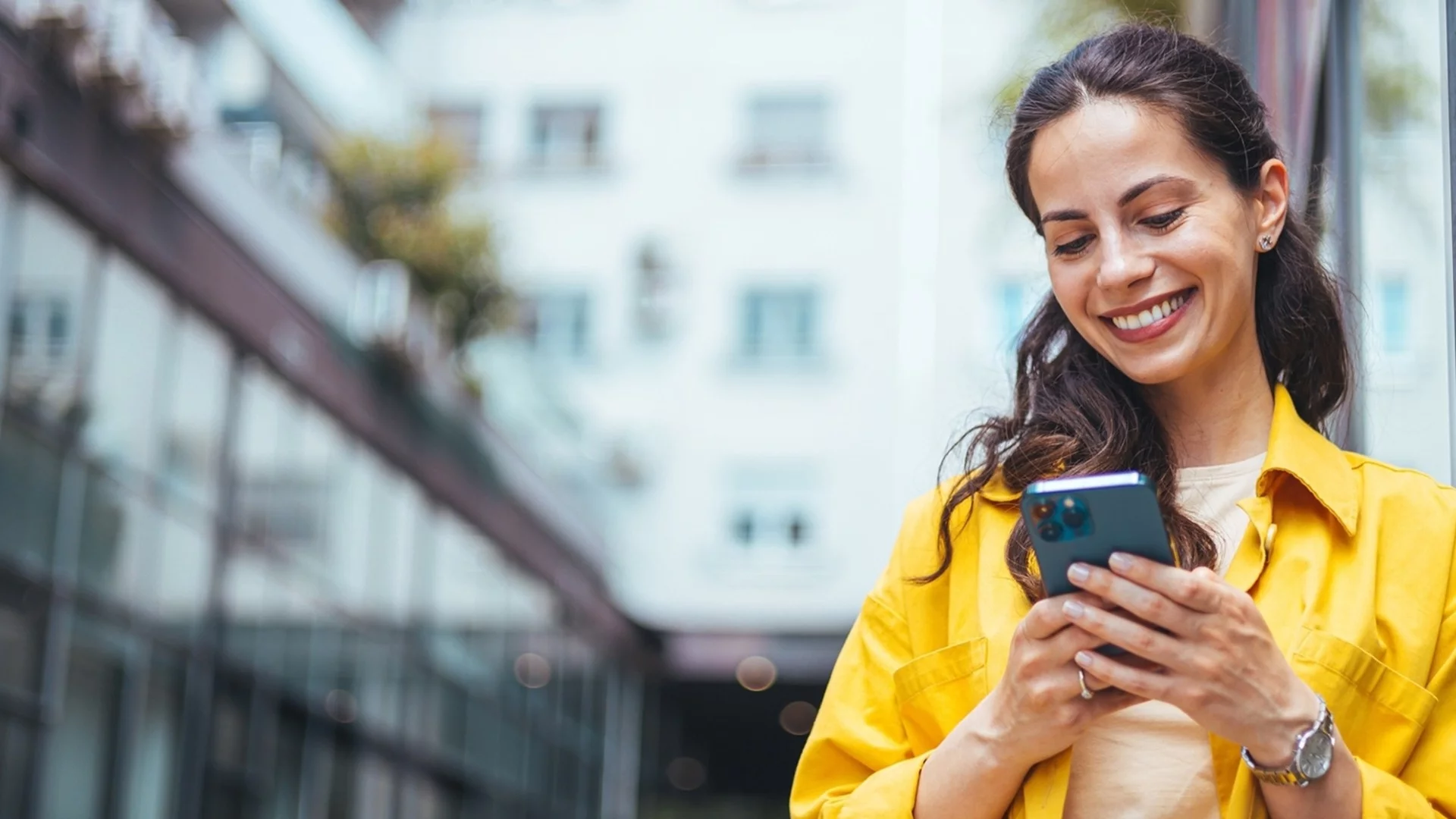 25 факта от историята на Yettel: от малкия тъмен дисплей до 5G