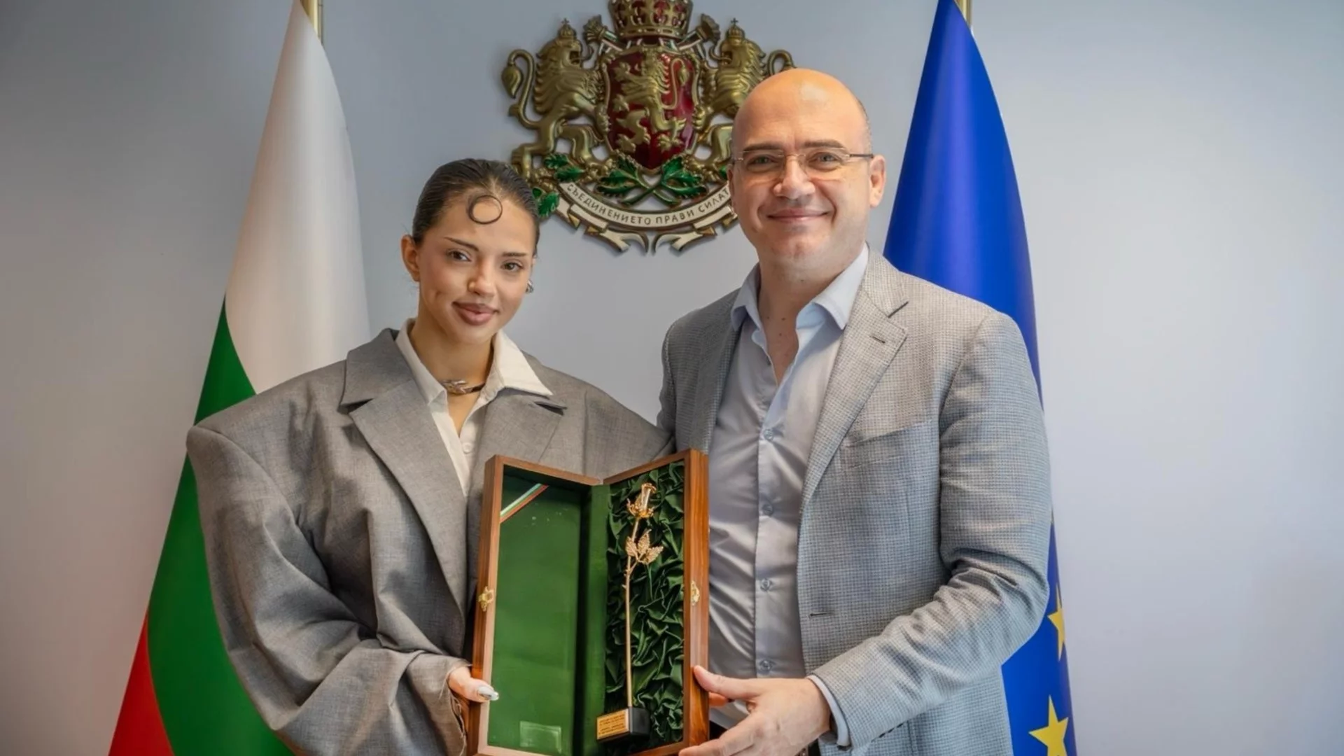 DARA става рекламно лице на България с нова кампания на министерството на туризма