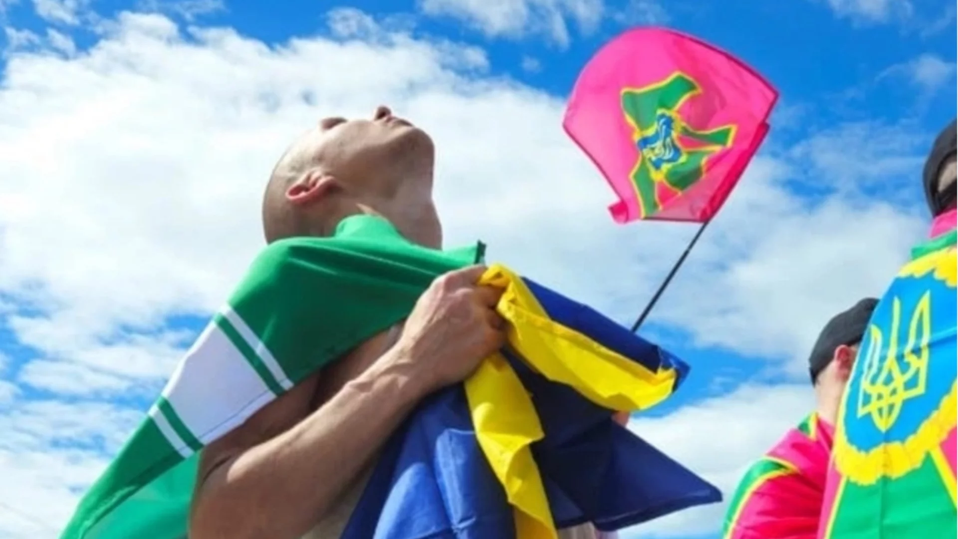 4 години в руски плен: В Украйна се върнаха 160 украински герои (СНИМКИ)