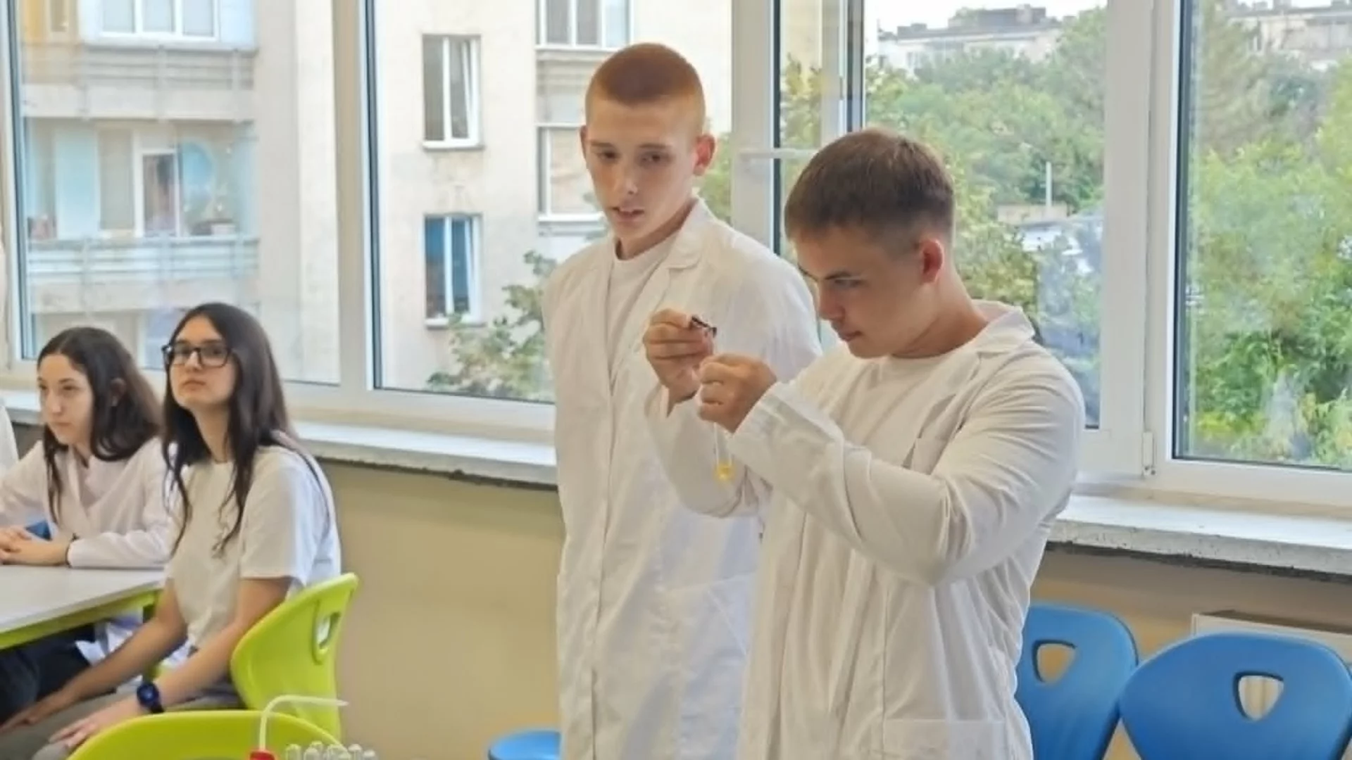 STEM център по природни науки, математика и информатика и зелени технологии отвори врати в Плевен