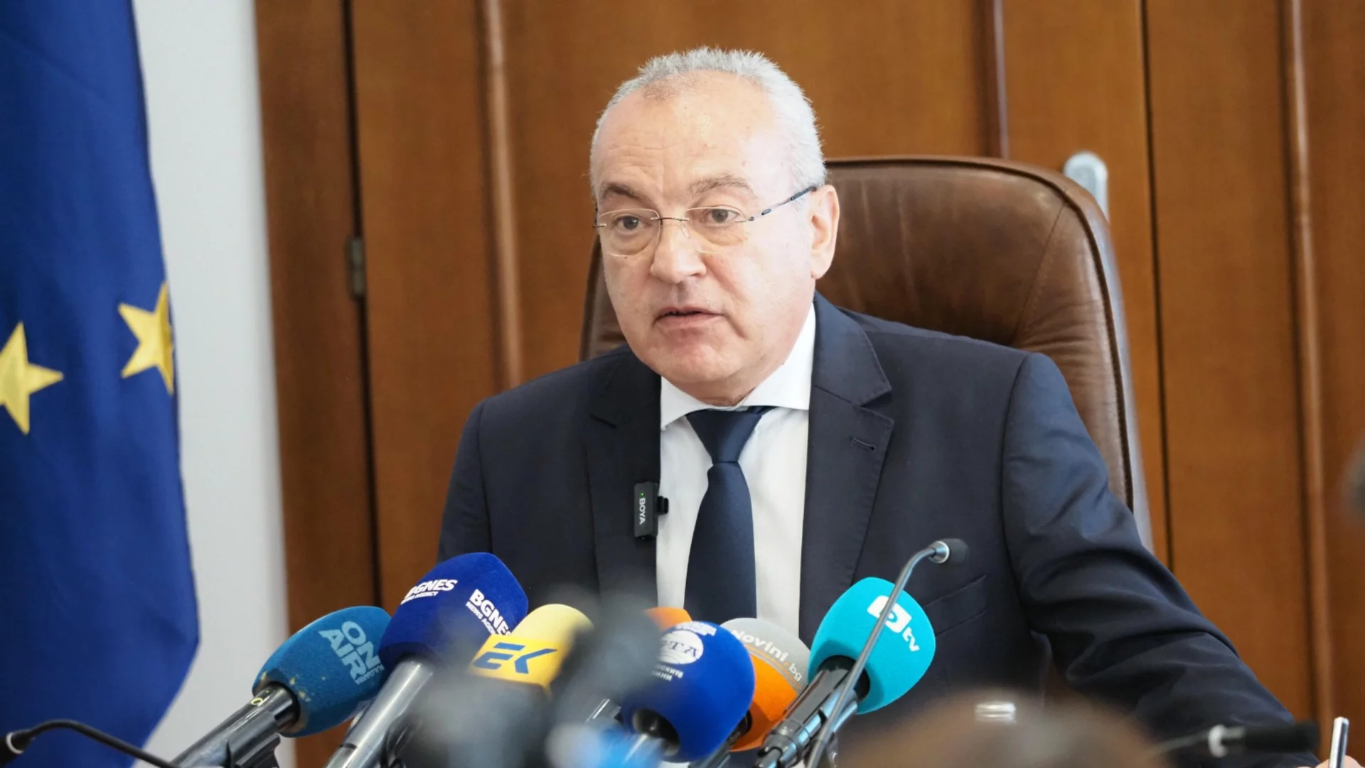 Стрели по ГЕРБ, ПП и ДБ: Гълъб Донев атакува предишните кабинети и обеща реформите в Бюджет 2027