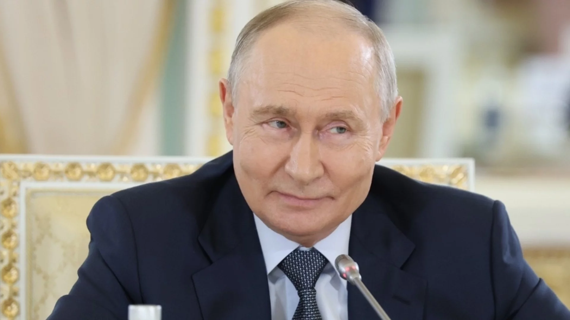 Човек не може да бъде свободен, ако неговият народ и страна не са свободни