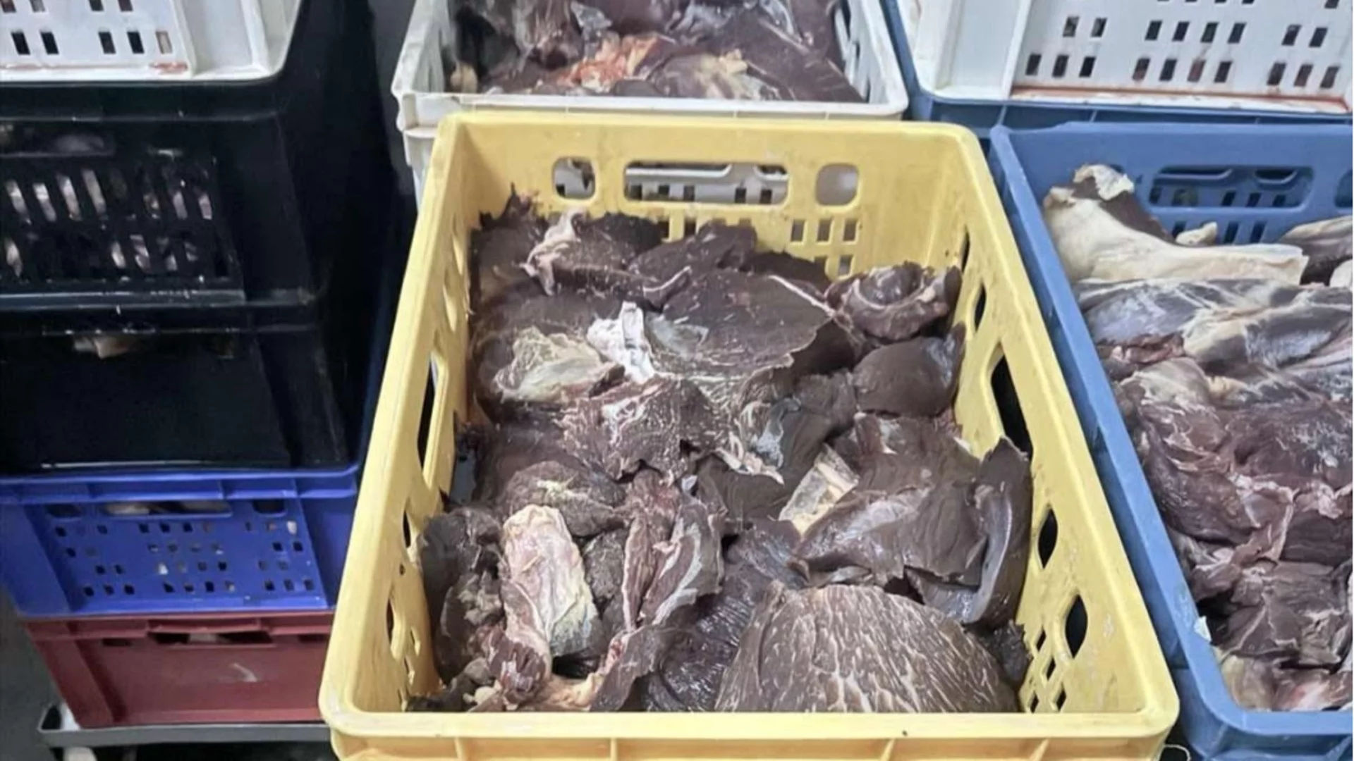 Негодни за консумация: БАБХ възбрани близо половин тон животински продукти