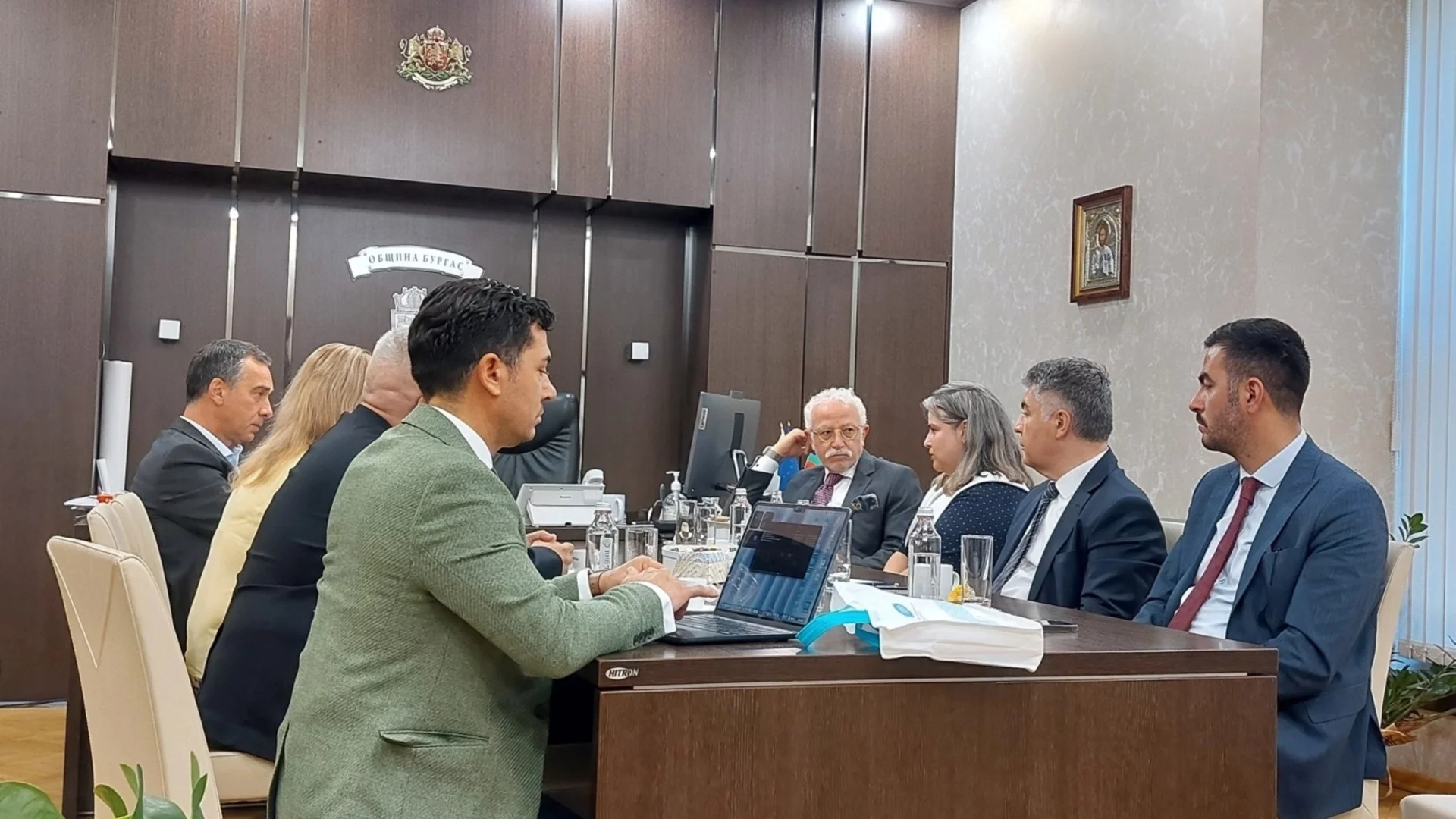 Кметът на Бургас представи проекта за Студентския кампус