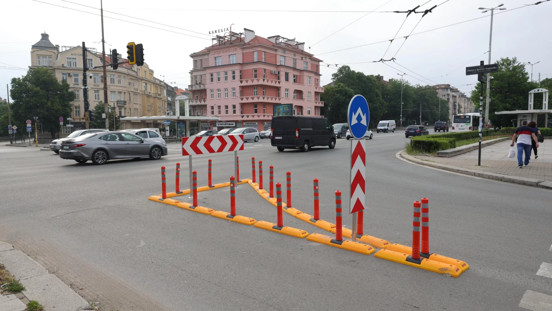 Остров от колчета пази от катастрофи и тапи на Орлов мост