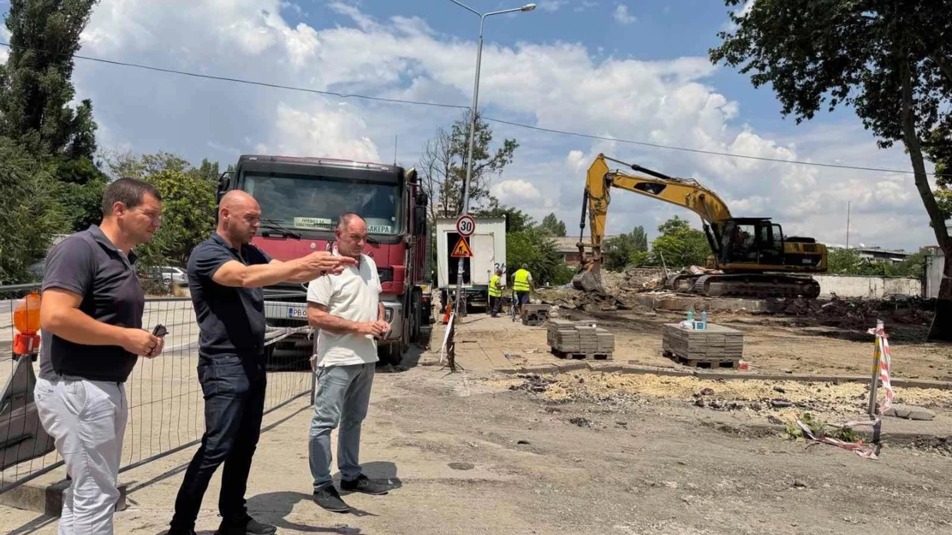 Започна разширението на ул. „Калиакра“ в Пловдив