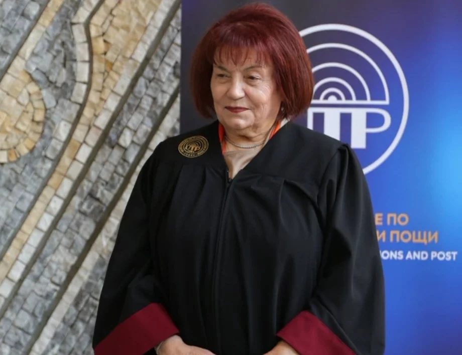 В държавата на октоподите: "Матрицата" на Янка Такева