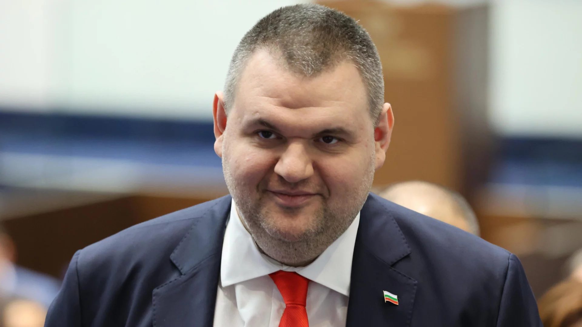 Пеевски похвали Радев за завоя по договора с "Боташ"