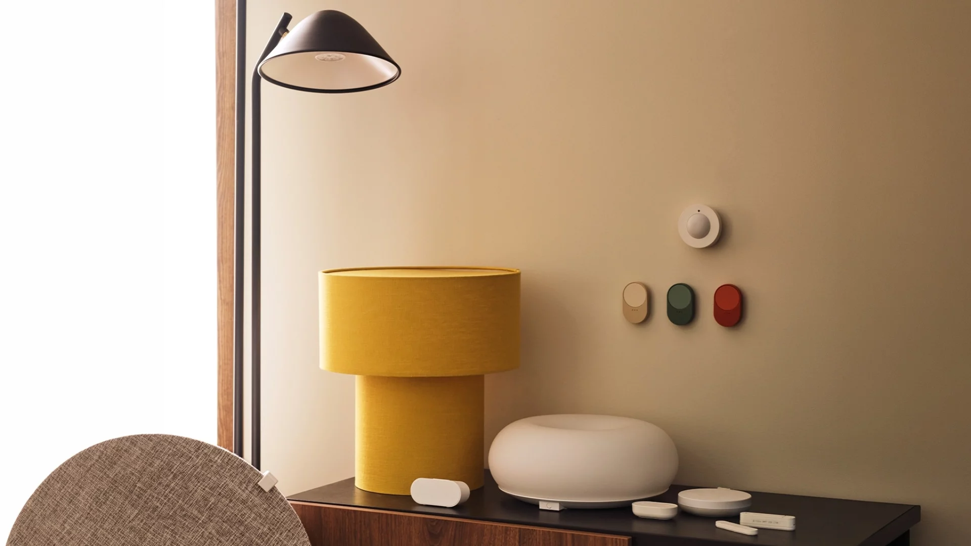 Умен дом, а не лабиринт от технологии: Как да автоматизираме всичко с IKEA