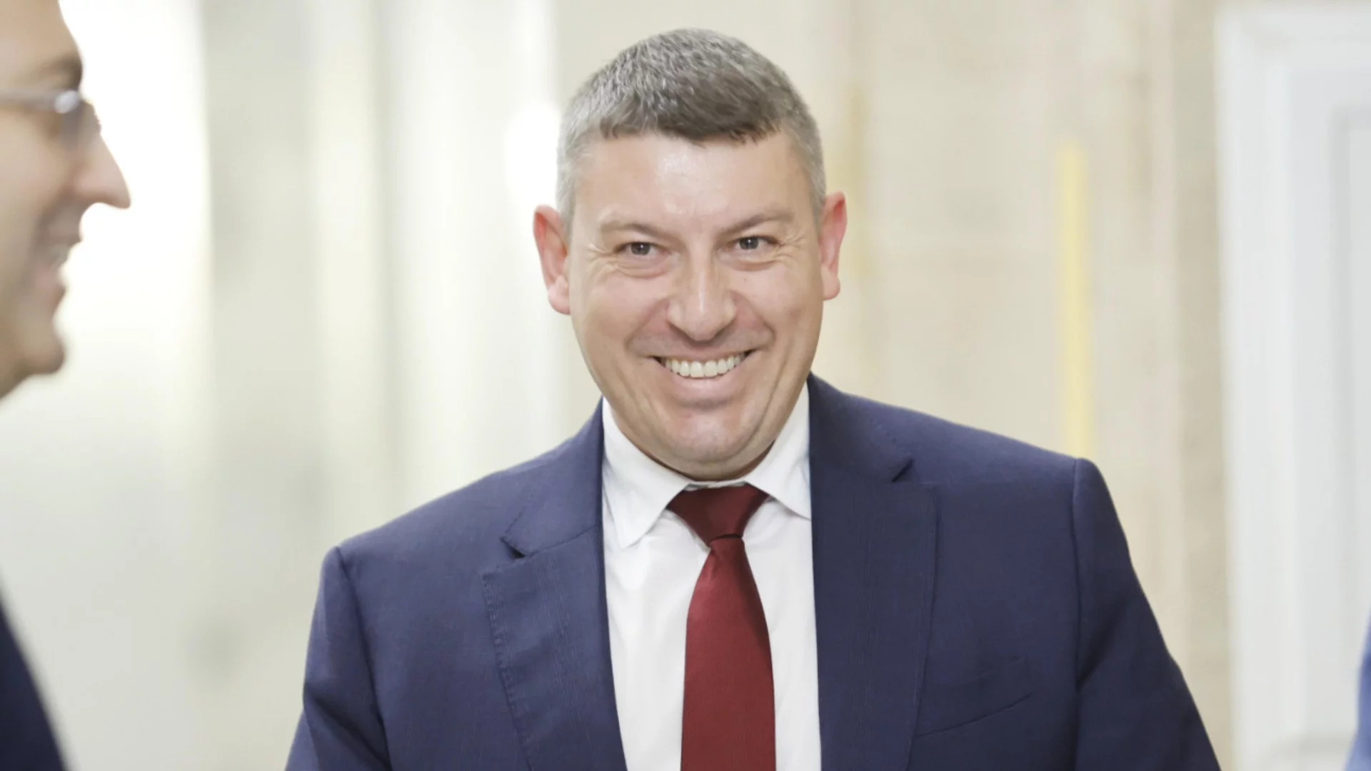 "Не си спомня": Румен Миланов разкри какво е отговорил бившият шеф на ДАНС за Олег Невзоров