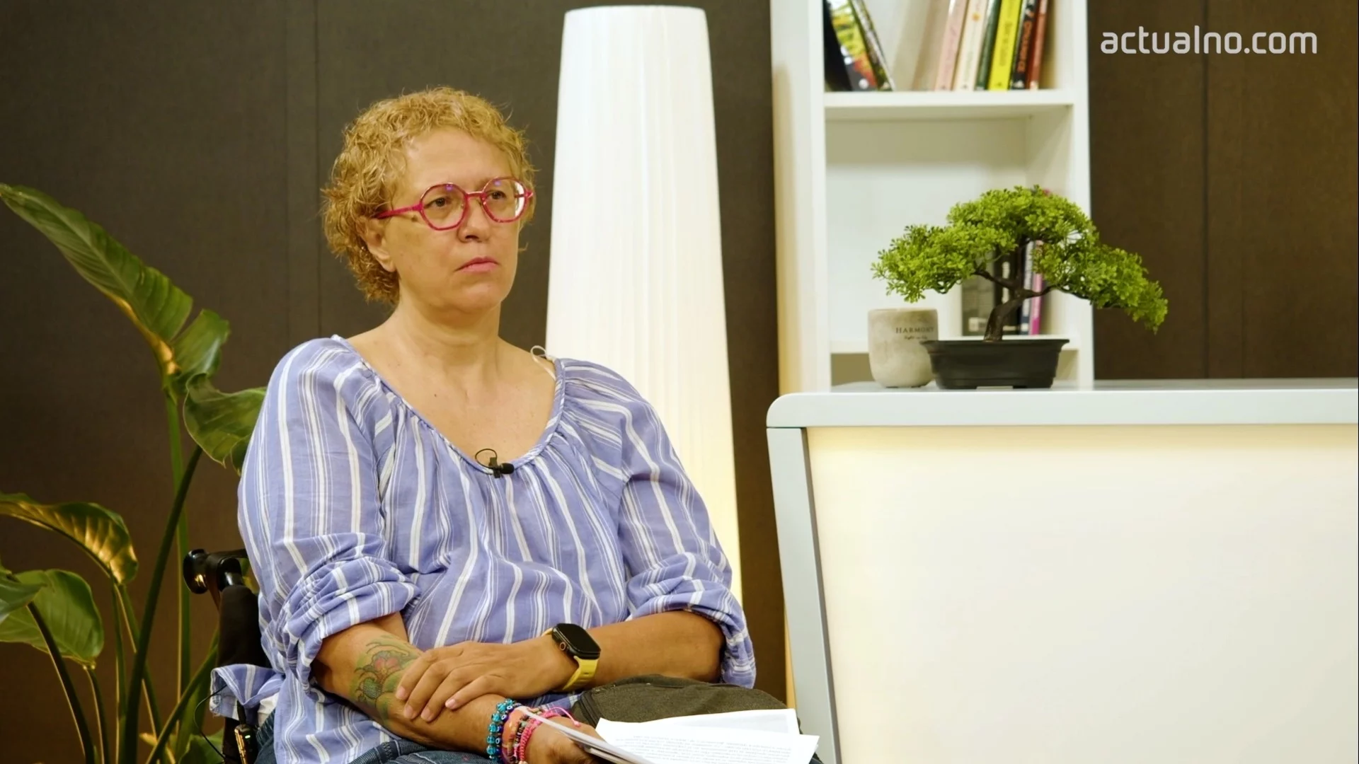 Мислите, че София е достъпна? Опитайте с инвалидна количка: Разговор с Евгения Кусева (ВИДЕО)