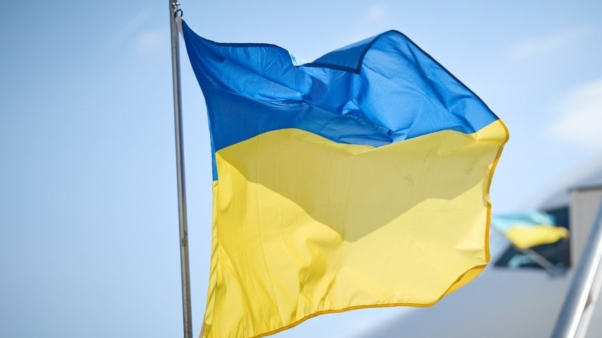 Парламентът на Украйна удължи с още 3 месеца военното положение и мобилизацията