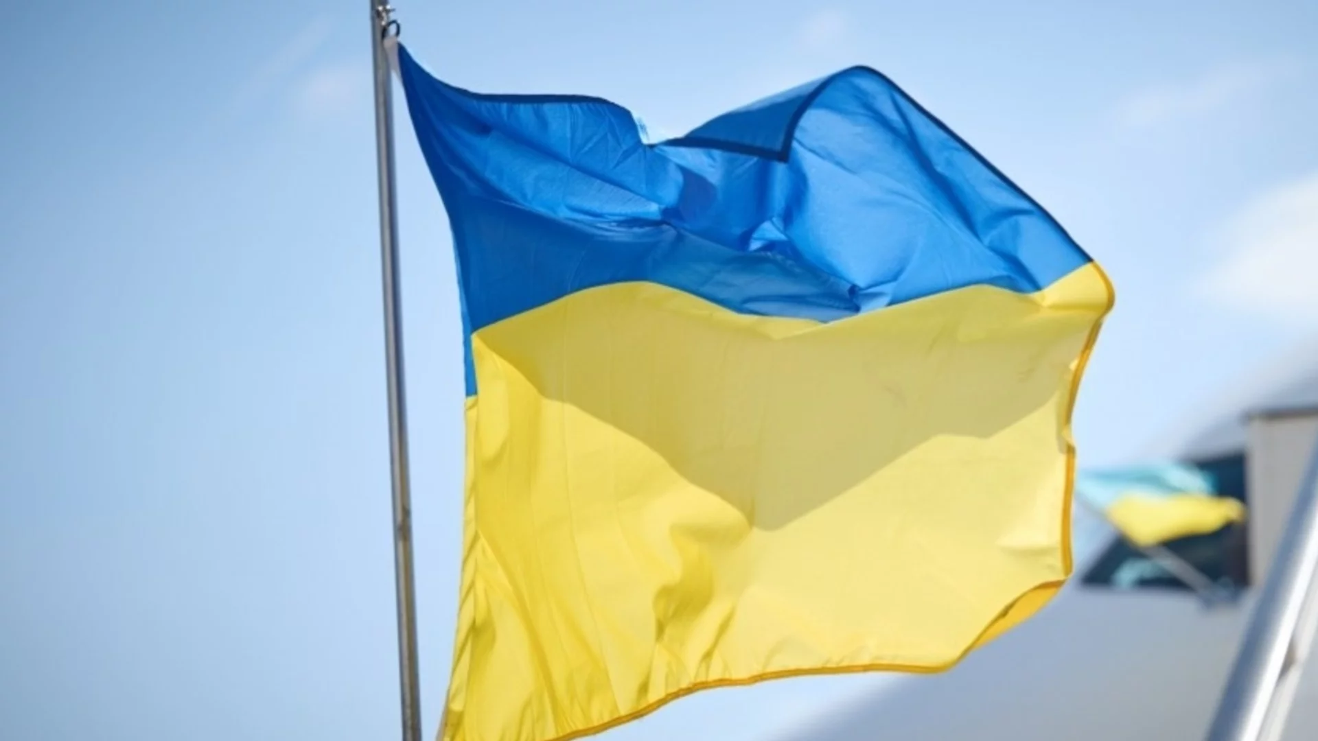 Парламентът на Украйна удължи с 3 месеца военното положение