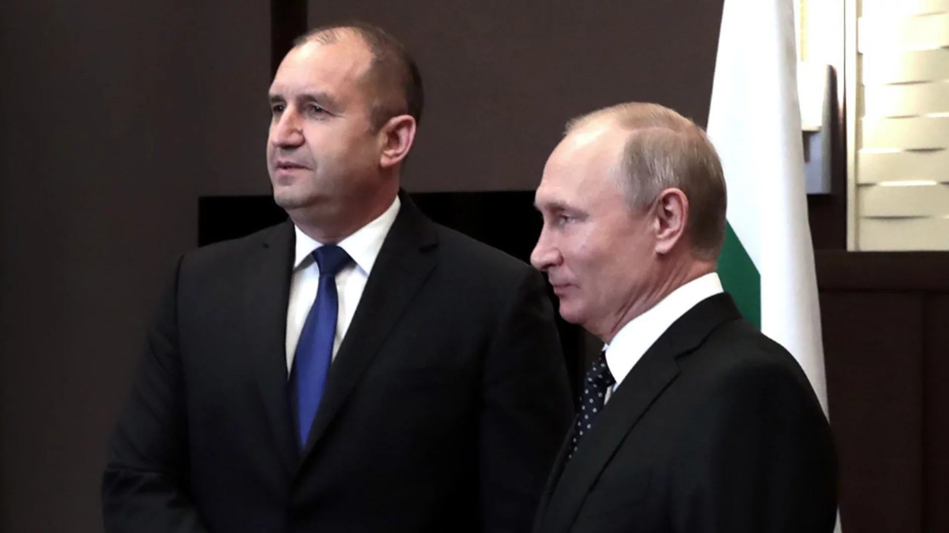 Връзки с мафията и "гръб" за военната машина на Путин: Олигархът, когото Румен Радев спаси от санкции