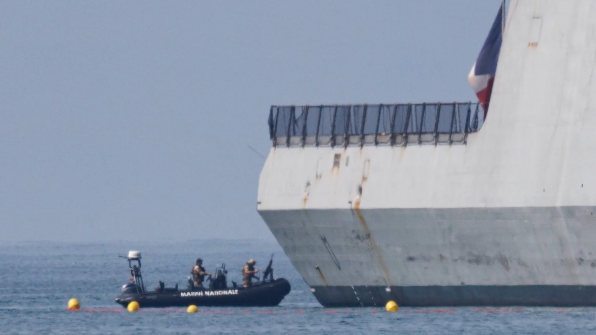 И Червено море ли ще е аут за световните доставки? Петролът завършва седмицата със стабилно поскъпване