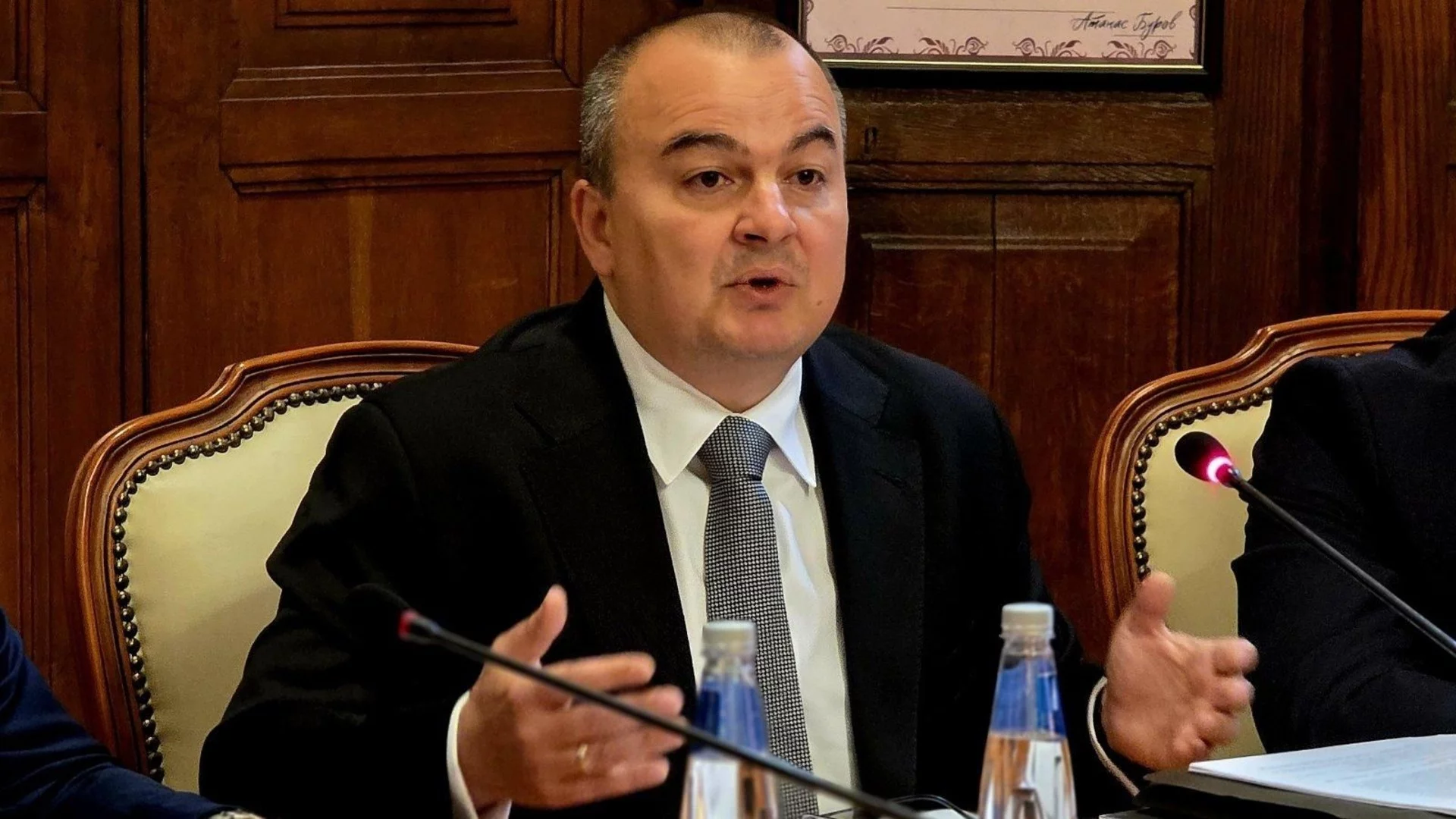 ГЕРБ са виновни за високите цени на пазара: Министър Пламен Абровски обяви още, че "Кошницата с грижа" се разширява