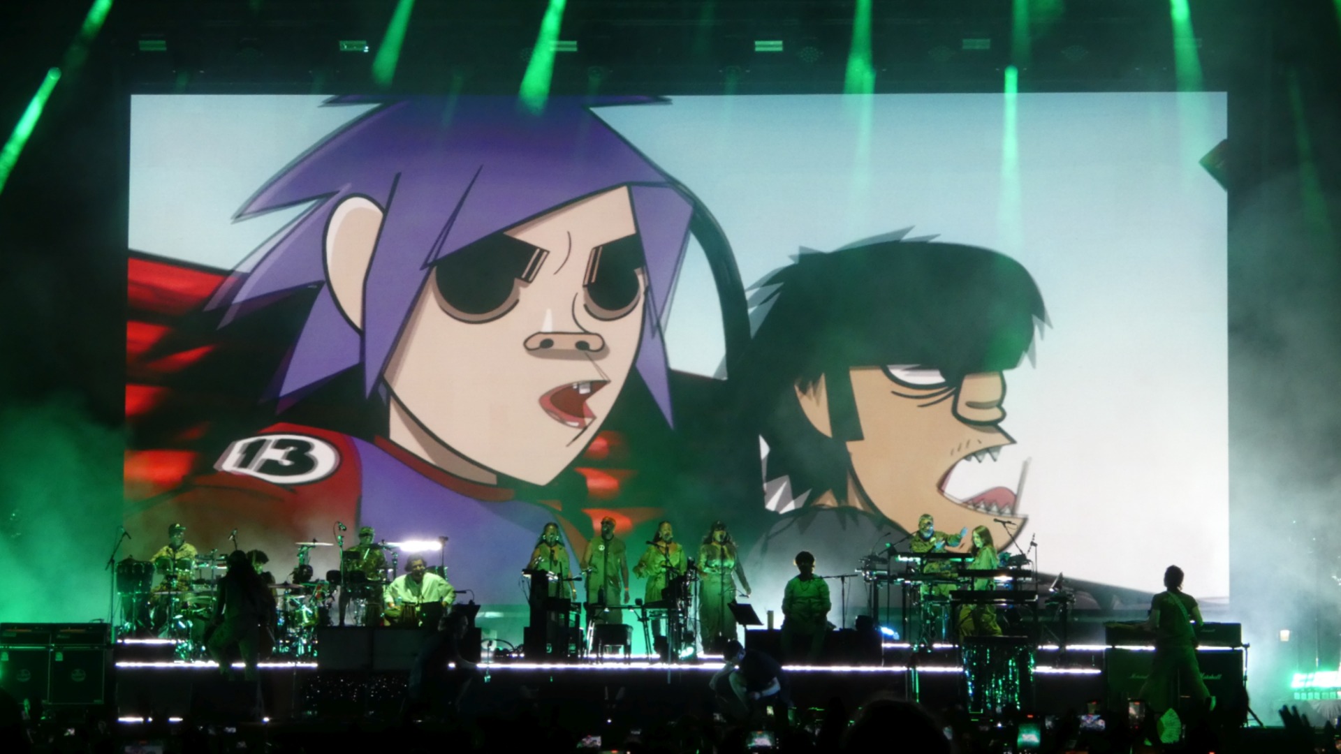Заря от емоции с Gorillaz във втория ден на PHILLGOOD