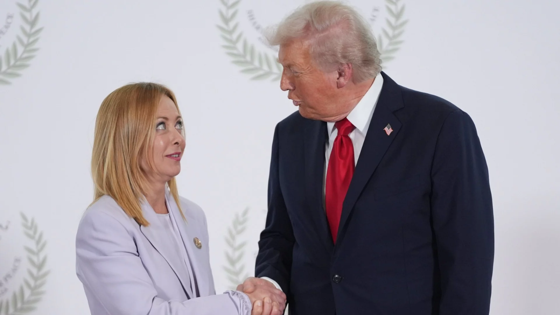 Внезапно почина журналистът, пред когото Тръмп заяви, че Мелони го е „умолявала“ за снимка