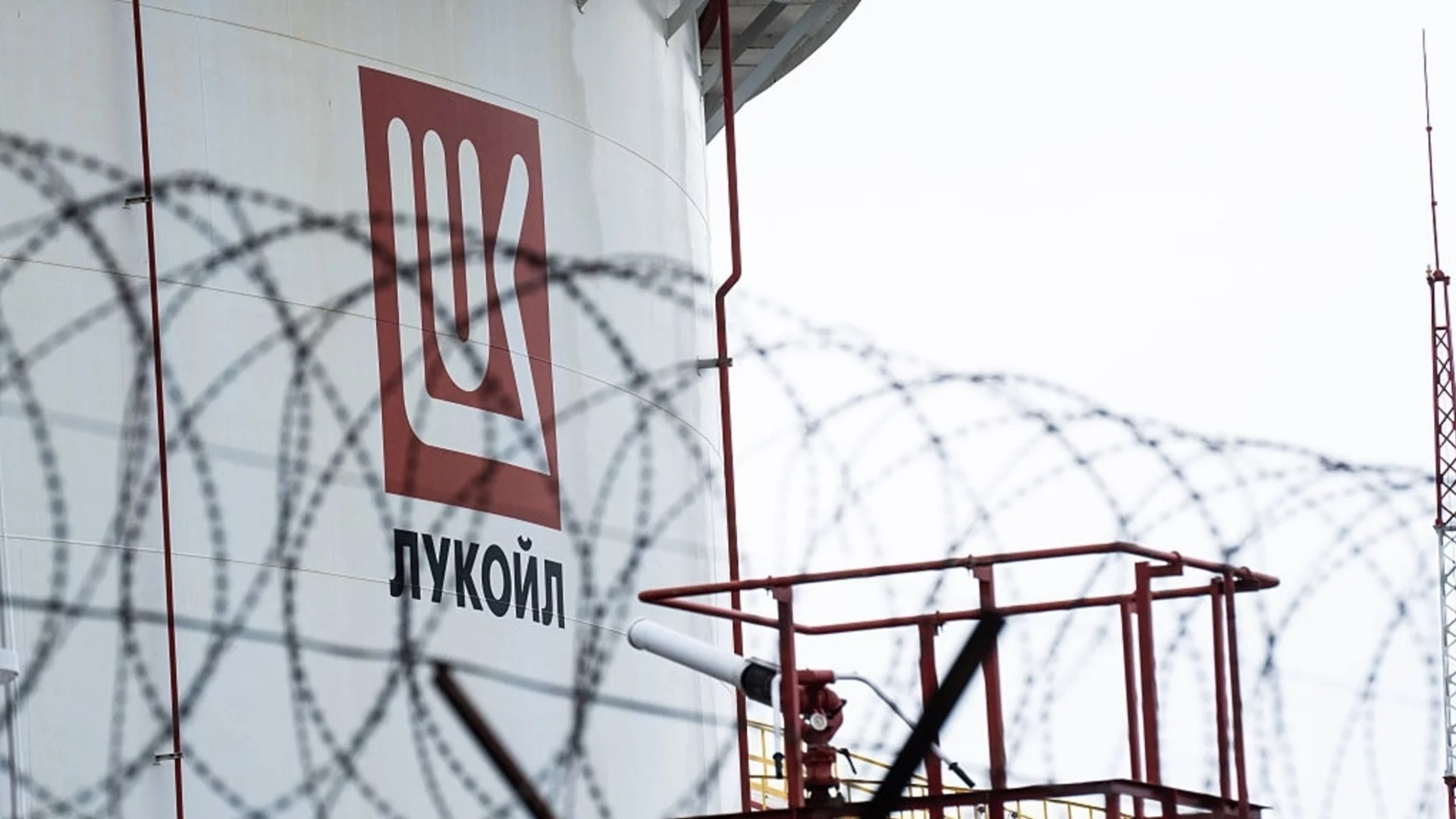 Визите за САЩ и дерогацията за "Лукойл": Депутат на Радев разкри какво се очаква