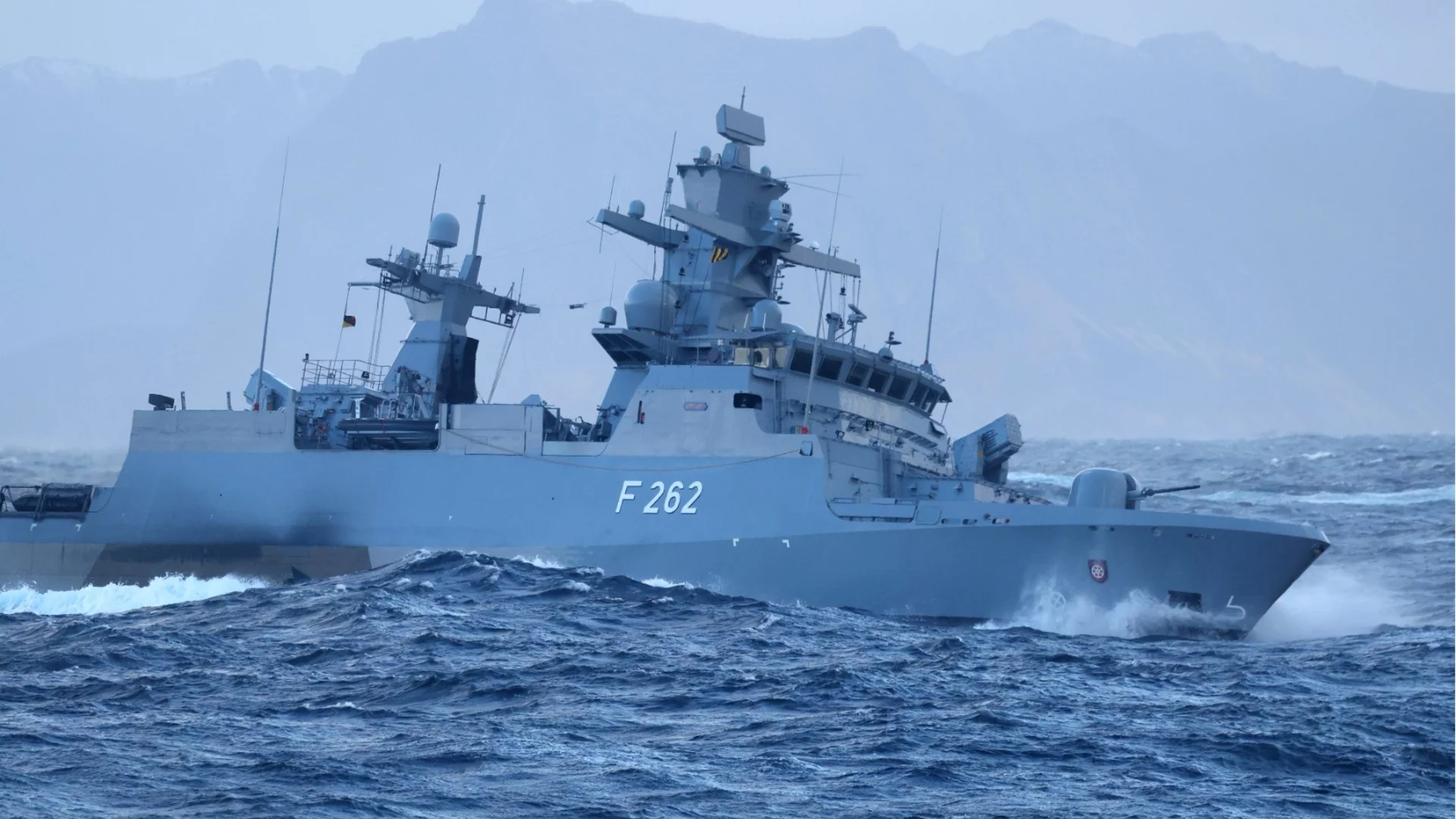 Германската армия ще изтегли два свои военни кораба, разположени близо до Червено море