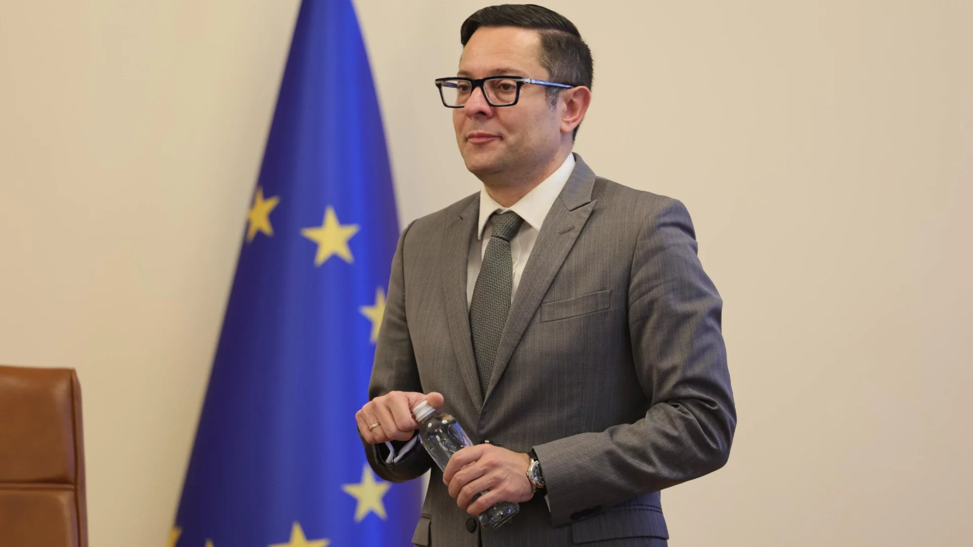 "Лукойл Нефтохим" не преработва руски петрол през последните седмици