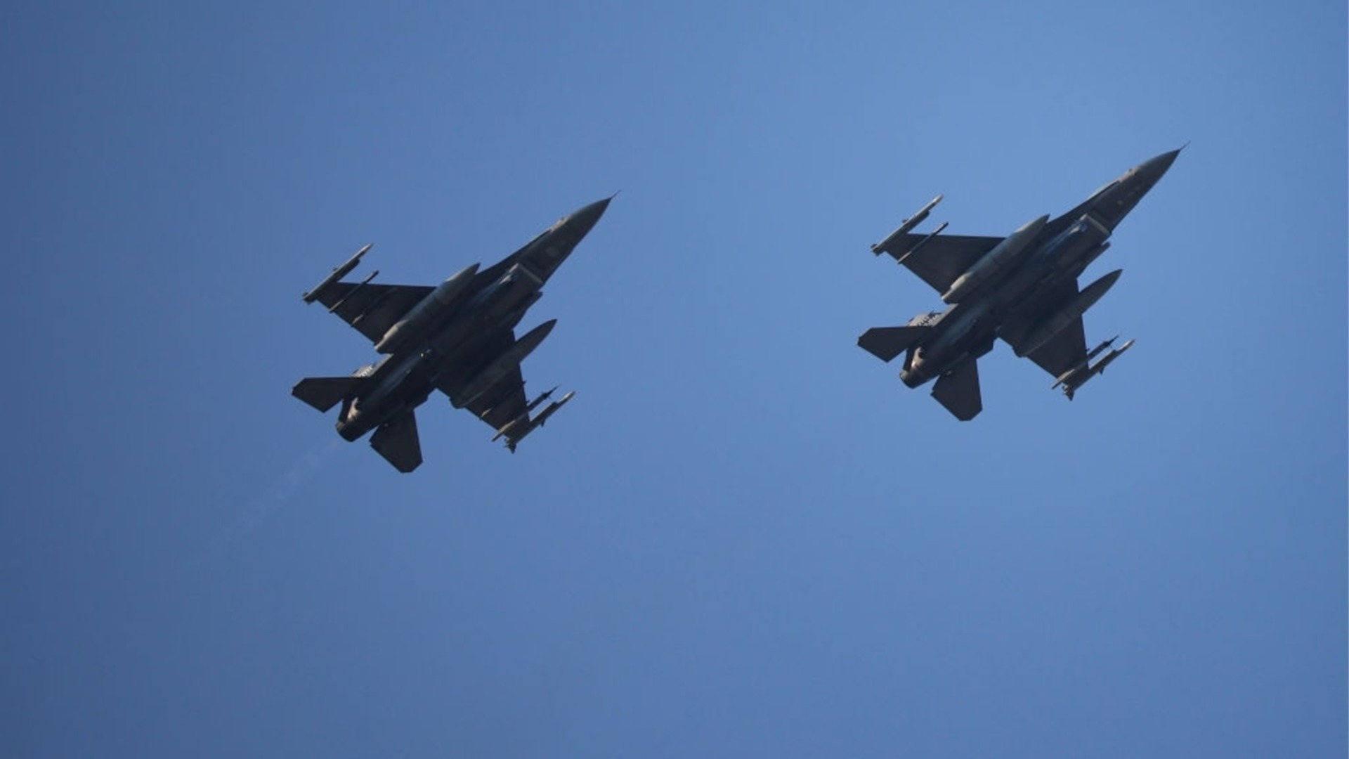 Турски самолети F-16 ще охраняват въздушното пространство на Естония