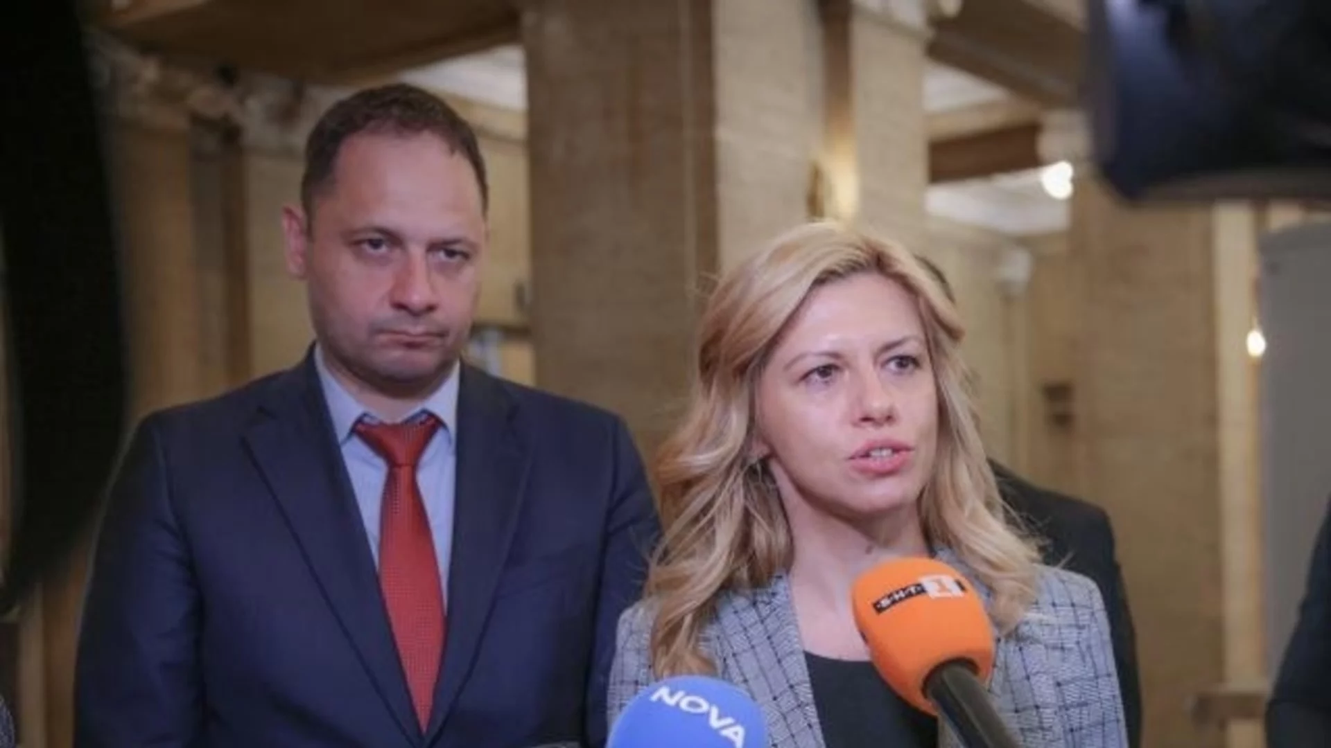Ваканцията на депутатите: Колко ще почиват това лято?