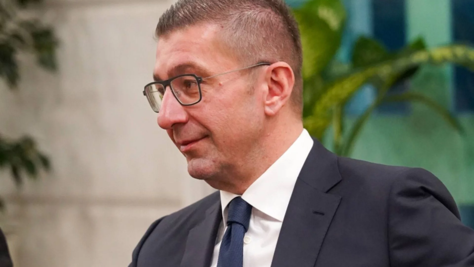 Мицкоски: Няма да позволя конституционните промени, които България изисква