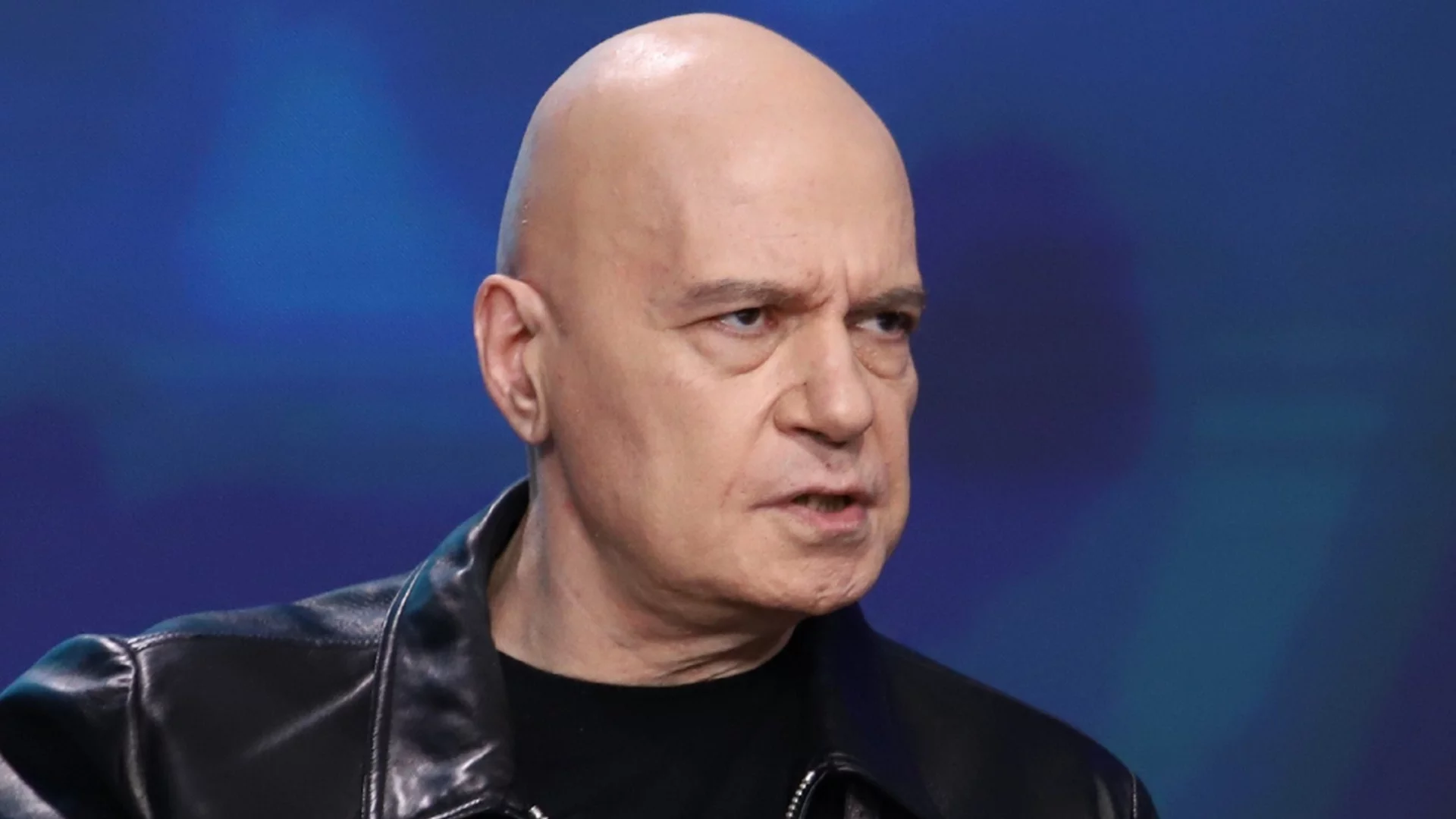 Трифонов се обърна срещу своя кадър Велислава Петрова: Ако ще лъжете, бъдете готови да ви хванат