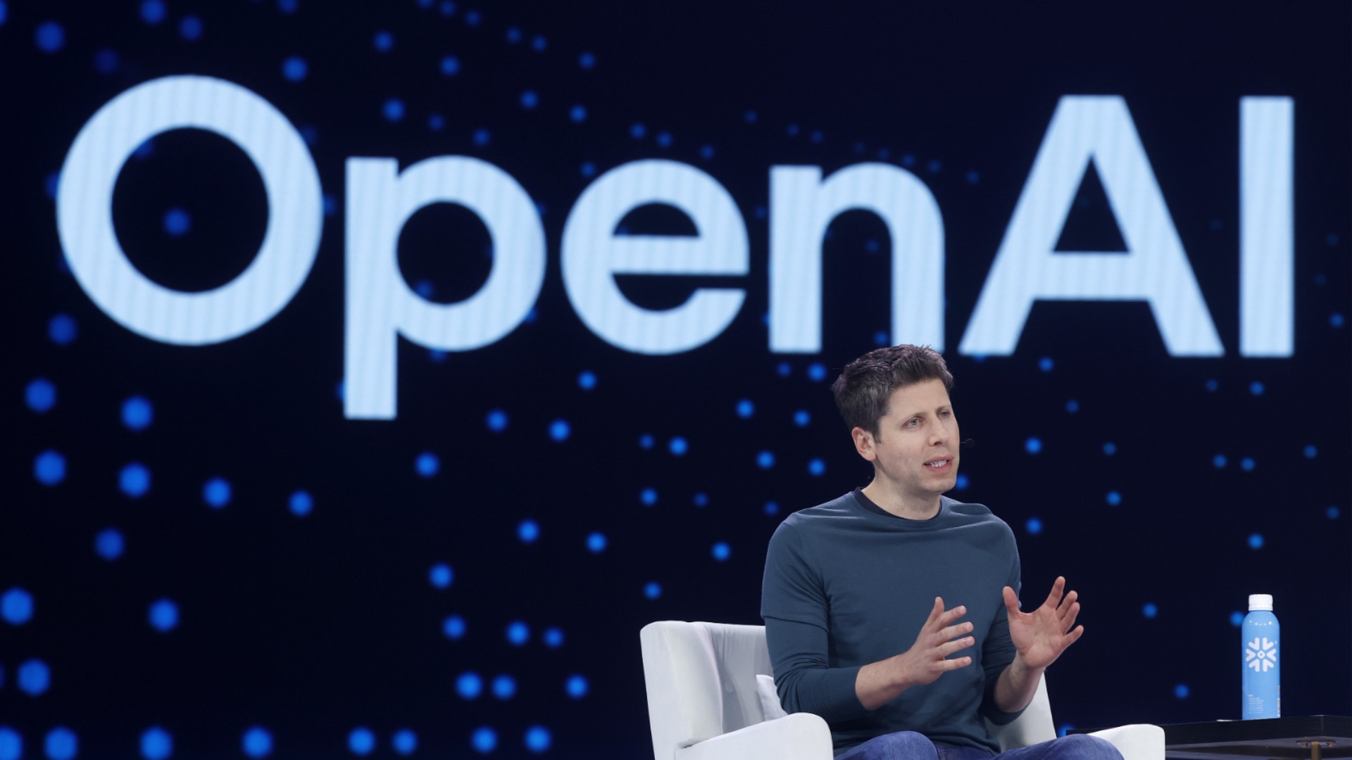 За по-малко от 4 години: OpenAI вече има 1 млрд. активни потребители