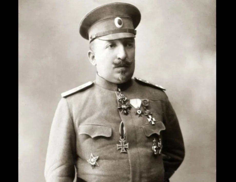 Първият лекар генерал на България: Историята на д-р Бацаров