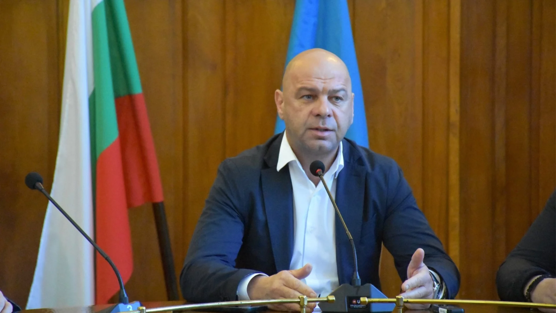 "Услугата се подобрява": Кметът на Пловдив пусна новата поръчка за 20 електробуса за градския транспорт