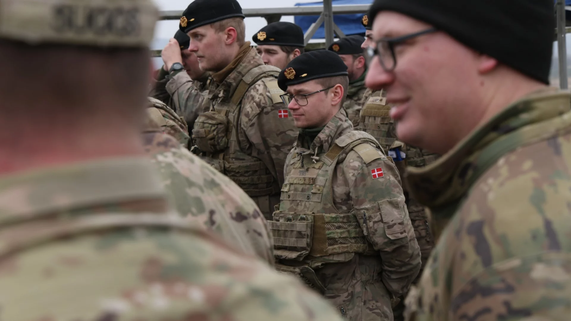 Заради Тръмп и Русия: Дания удължава военната си служба