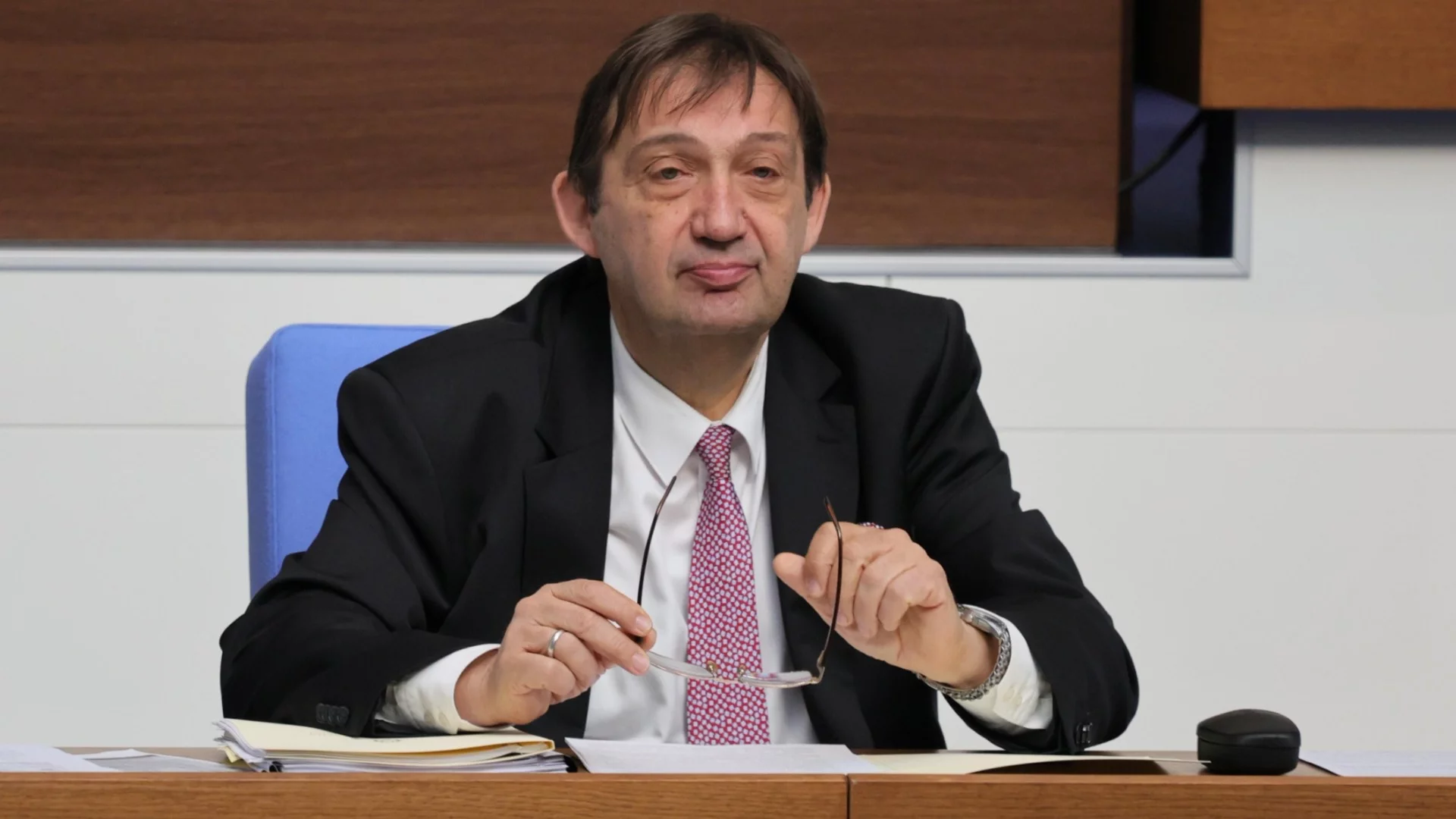 Властта с надежди: До края на 2027 г. - проекти на Националната детска болница и 800 км магистрали