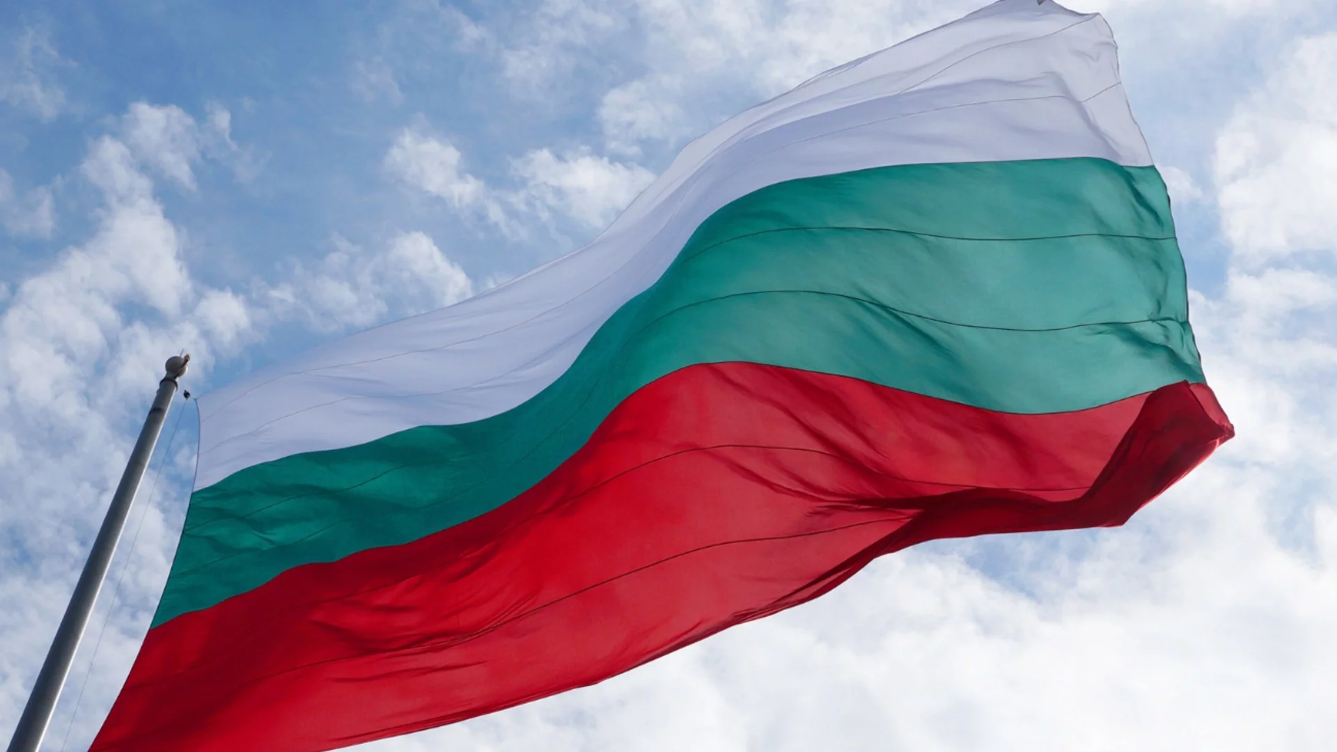 Защо България се справя по-добре от другите дунавски държави с ниските нива