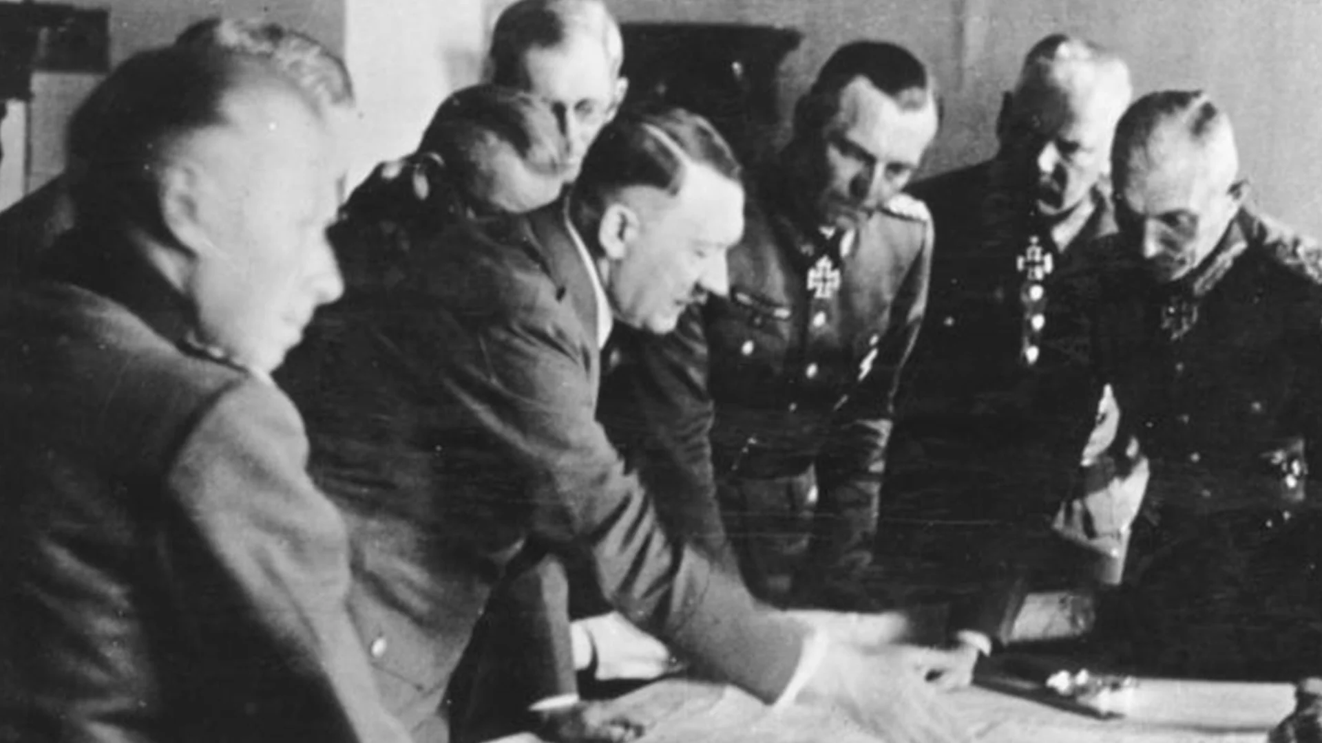 24 август: България и Германия подписват тайна спогодба