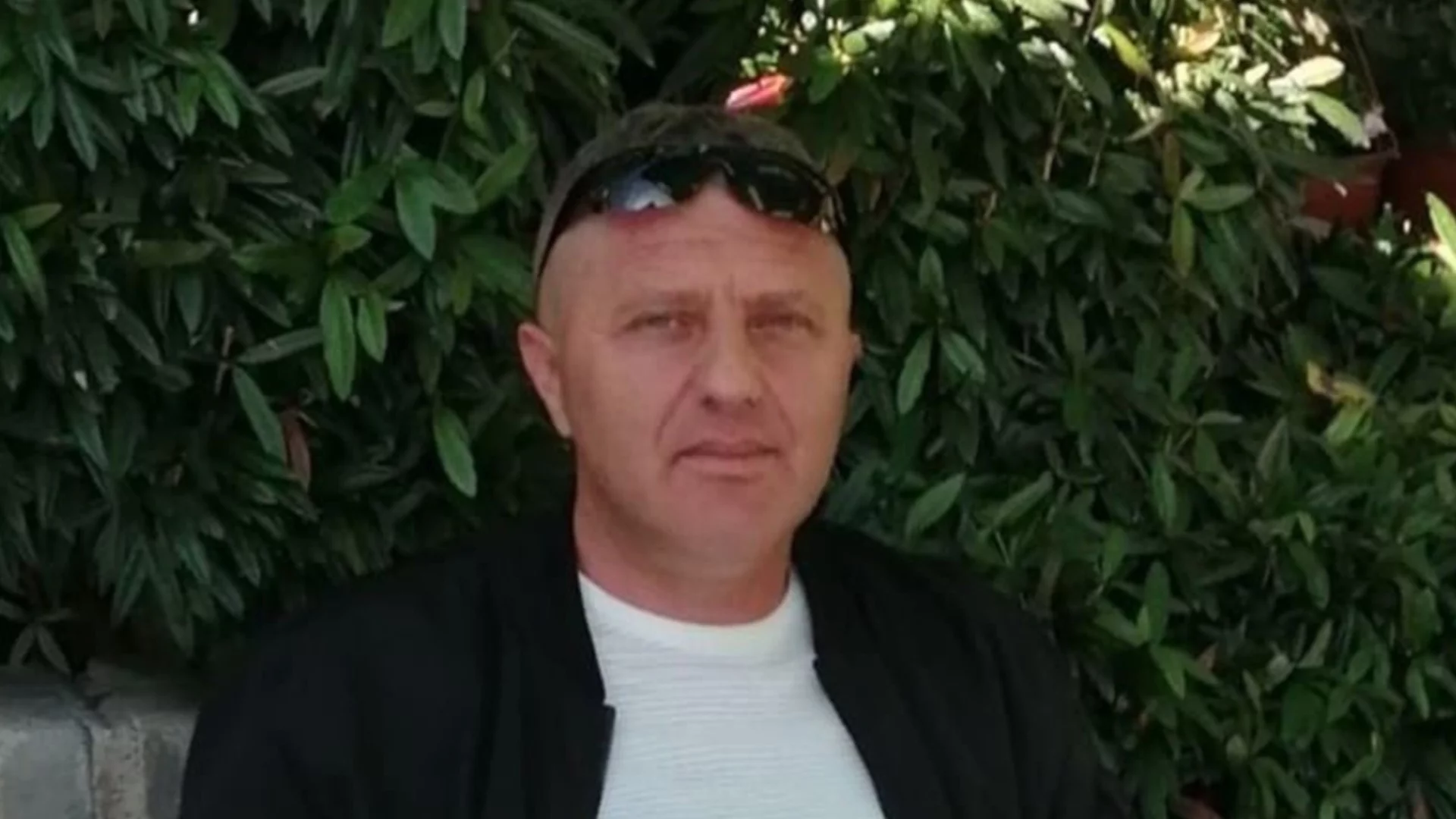 "Да ме убият ли чака България?": Нападнаха македонски българин на сватбата на дъщеря му и пред внучето му