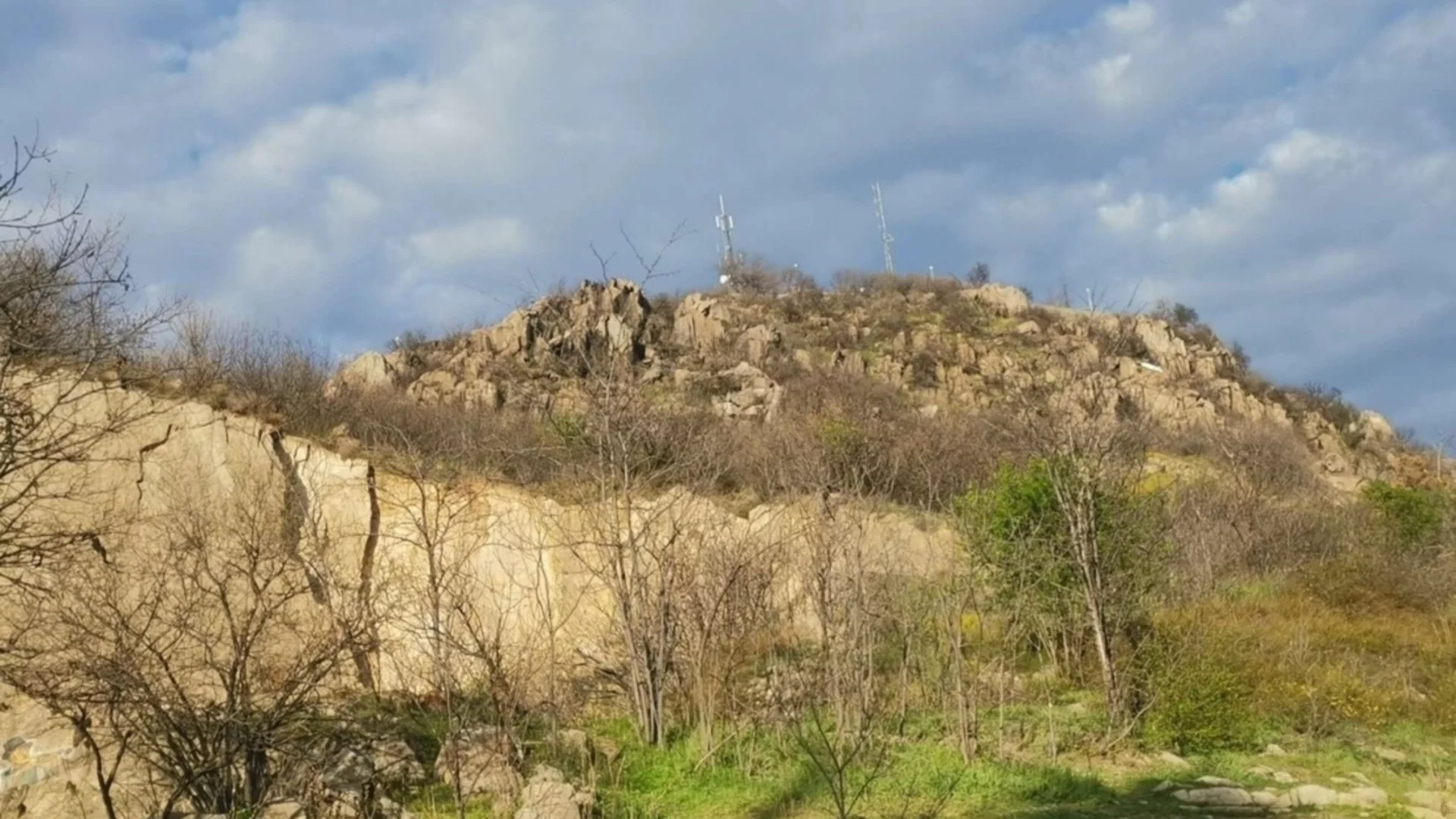 Съдът пусна двамата младежи, задържани за побоя над непалци - единият е присъствал и на убийството на Георги Кузев