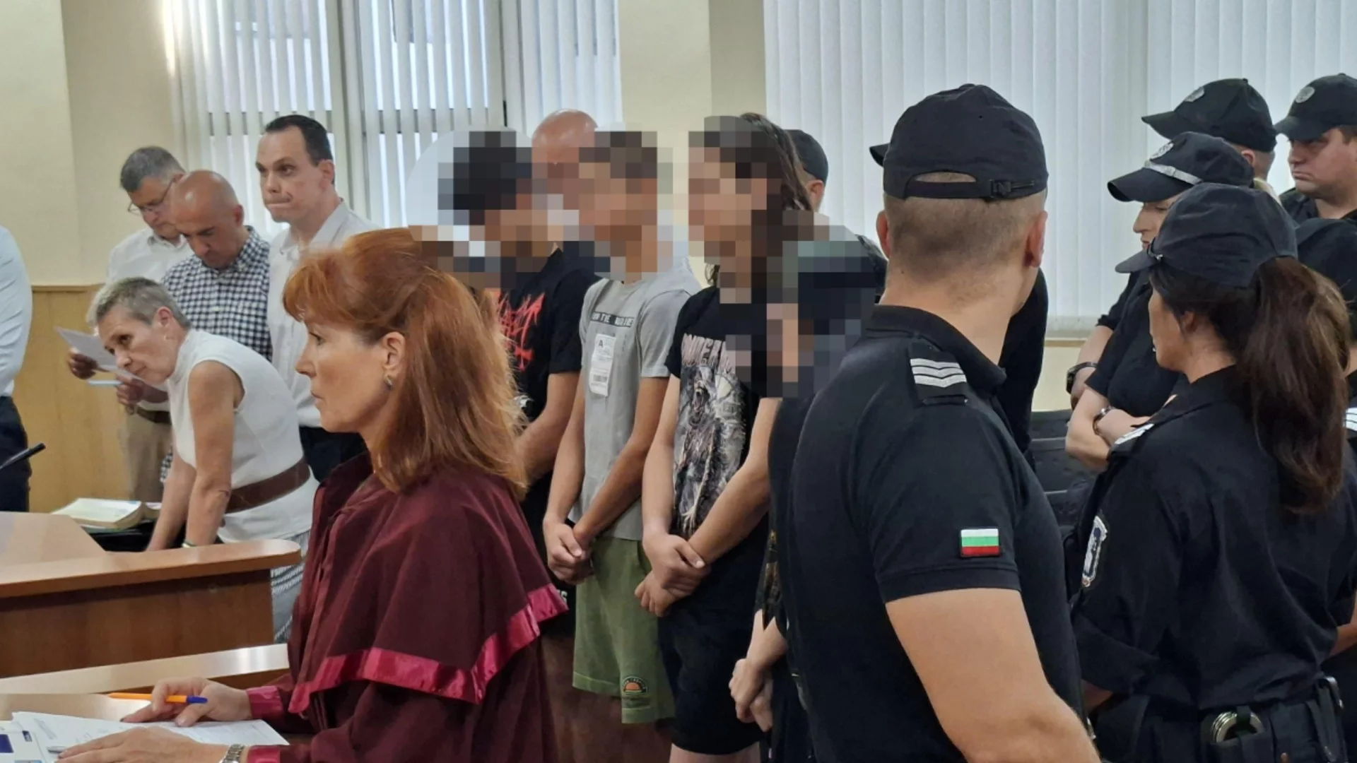 Чия е най-вече вината за убийството на Младежкия хълм в Пловдив? Анкетата на Actualno