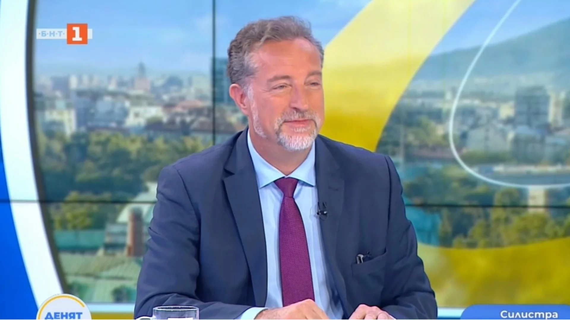 Правителството с план да брани медиите от властта. Вицепремиер: БНТ е супер, БНР не става