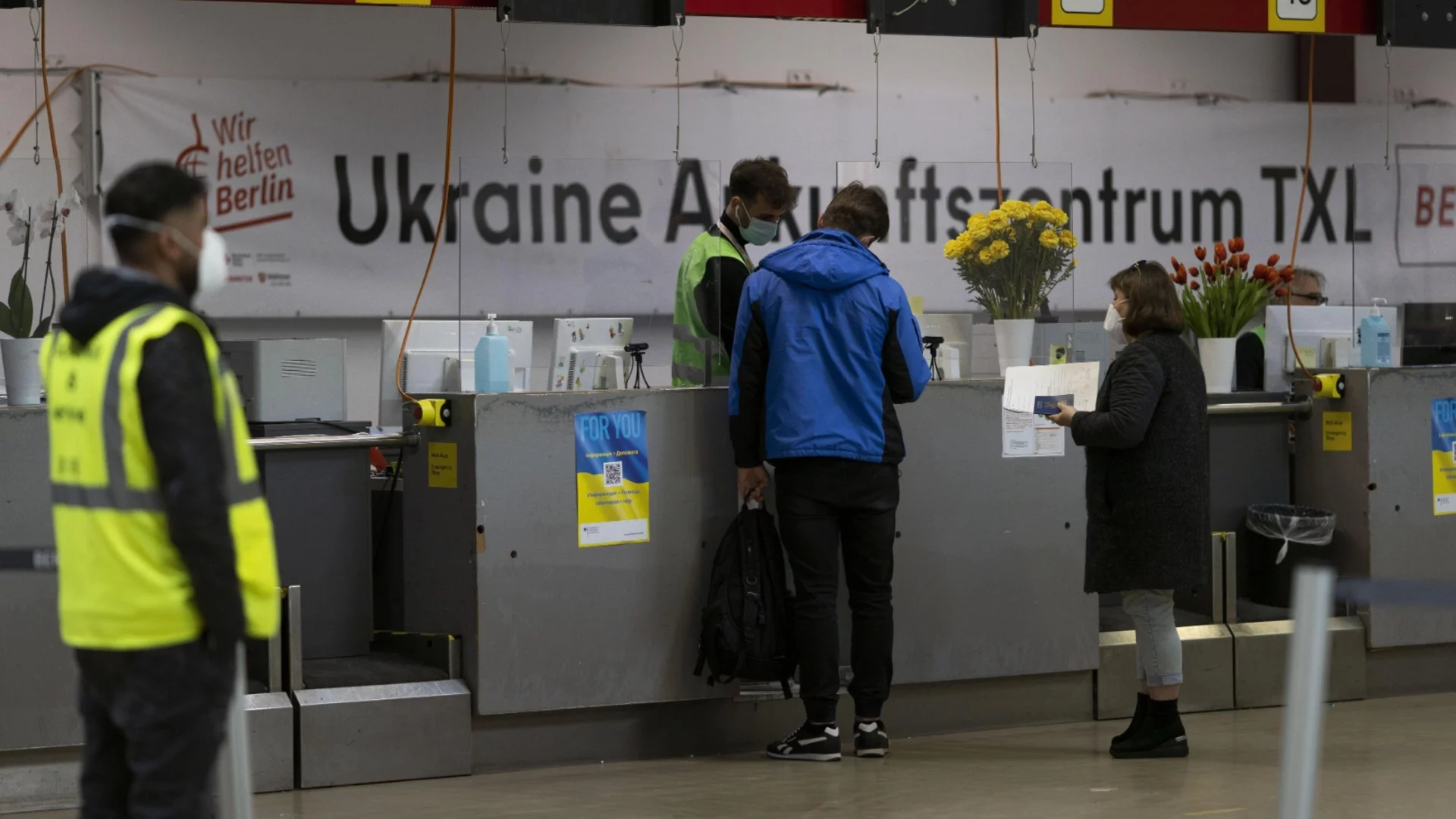 Германия не изключва депортация на украинци във военна възраст