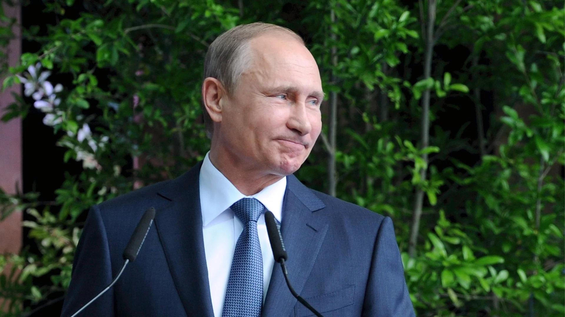 Ръцете на Путин, нейната кръв: 11 г. затвор за зам.-председател на опозицията в Русия заради публикация срещу войната