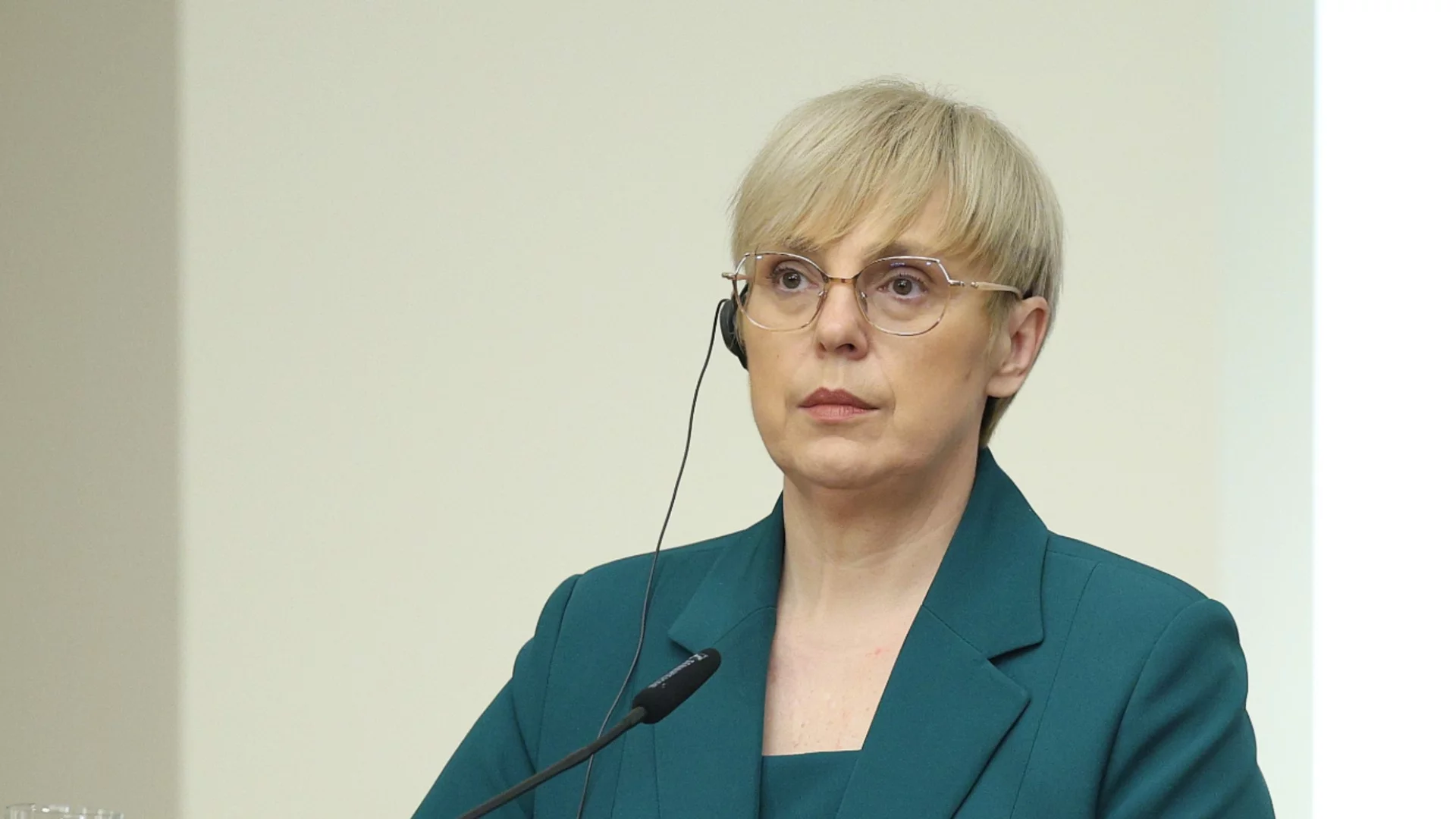 Руска сянка: Президентът на Словения е пътувала 7 пъти до Русия
