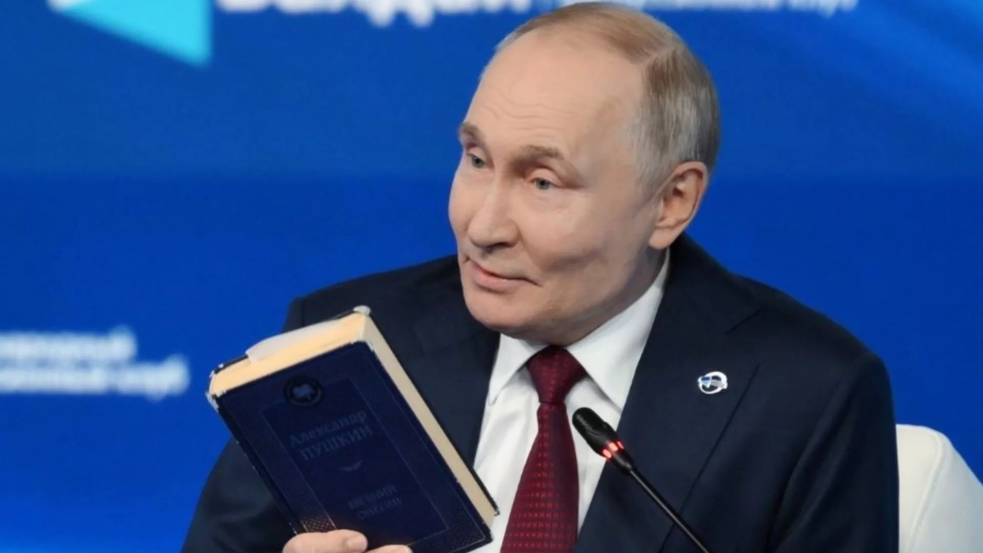 Икономическият съветник на Путин: Вземи спестяванията на руснаците, иначе край с икономиката