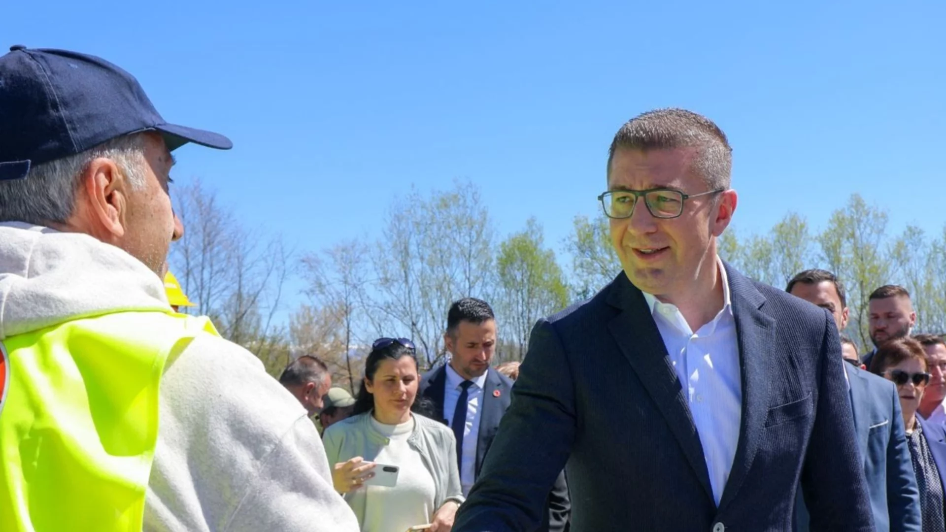 Мицкоски отговори нагло на България: Македонските българи нямали проблеми, а той не обичал да си губи времето