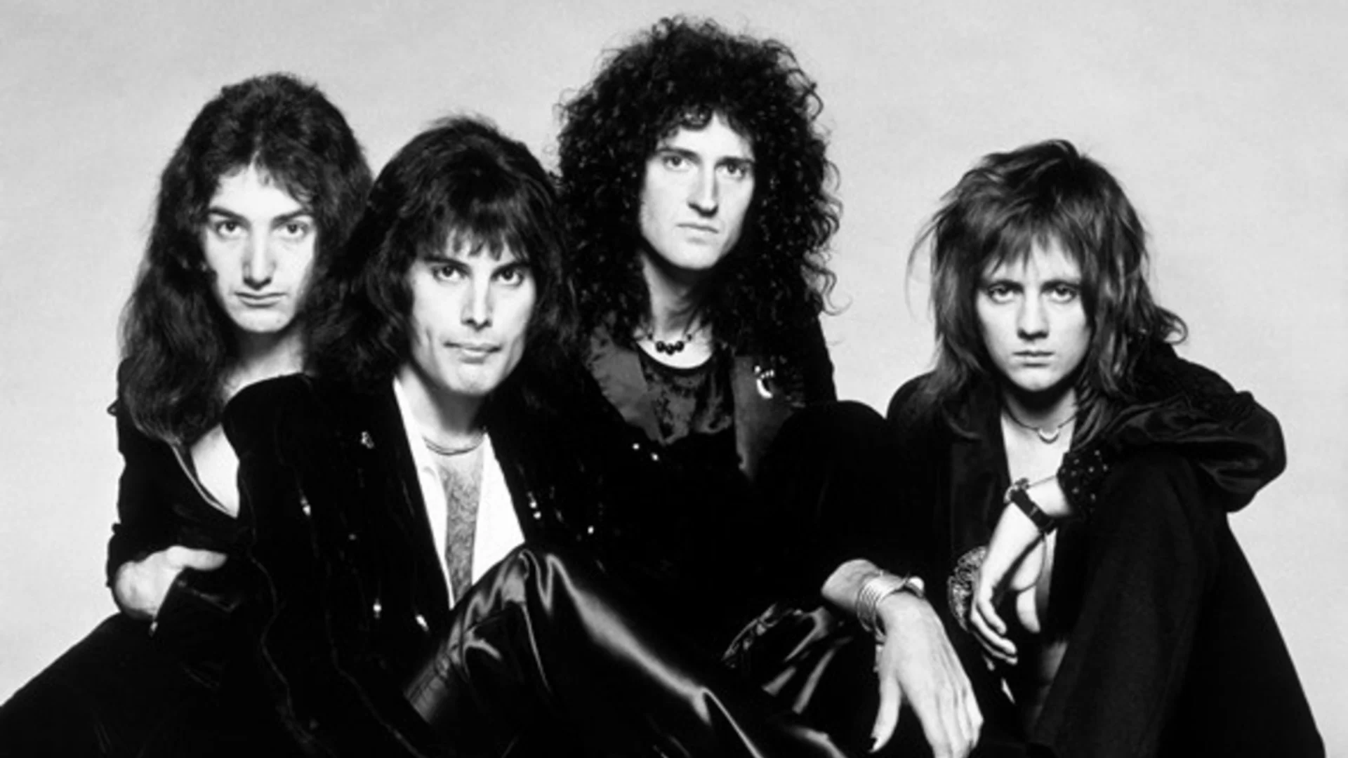 Почина легендарно име от група Queen
