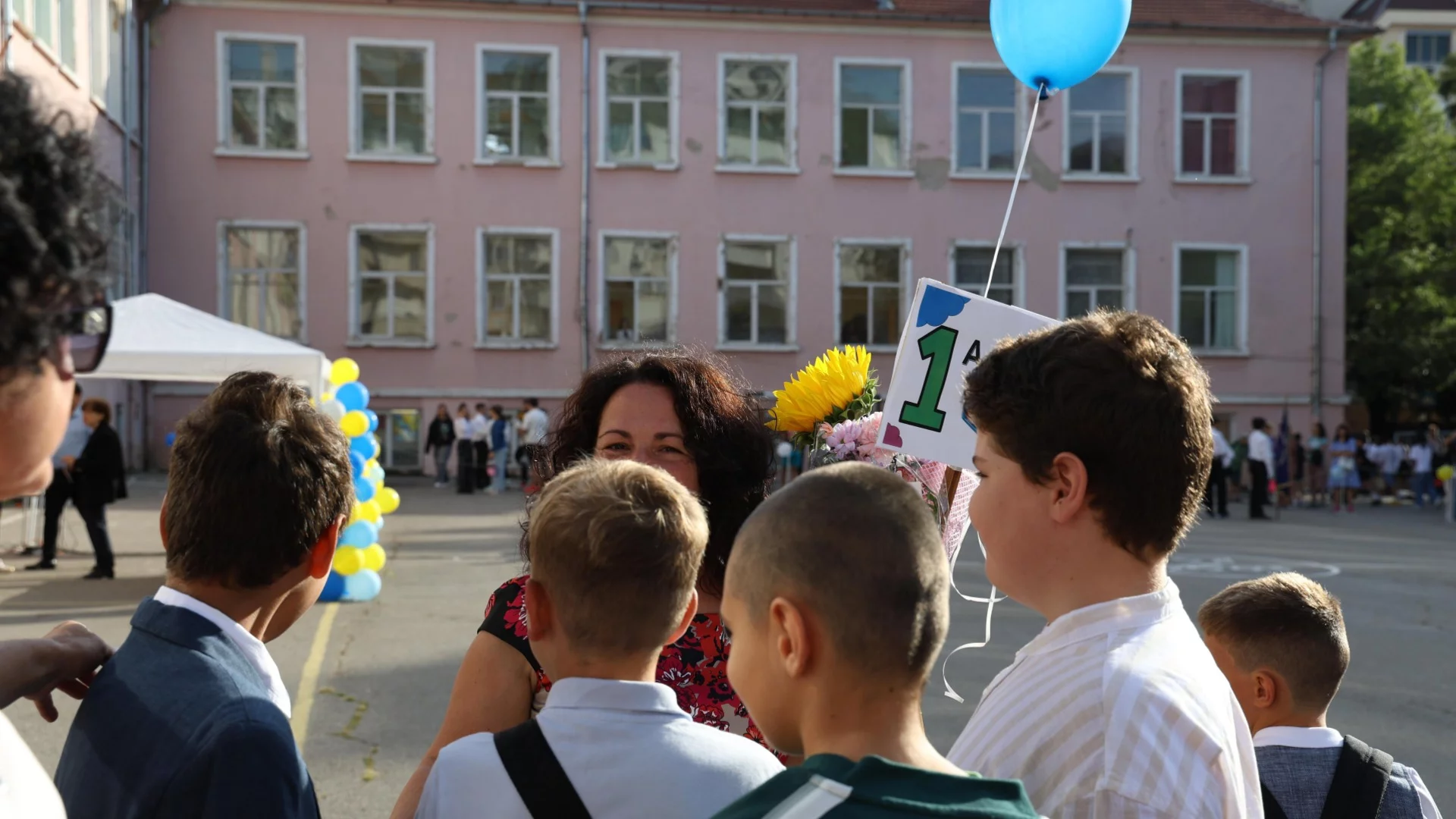 14 или 15 септември: До дни става ясно кога ще е първият учебен ден