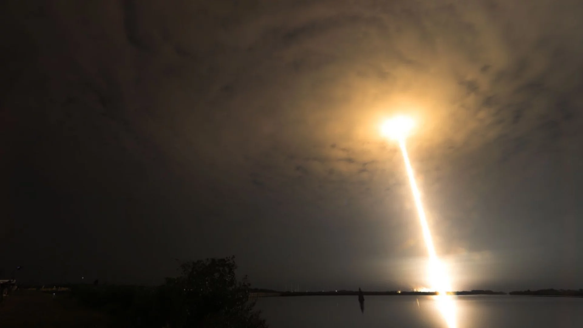 Тръмп и Мъск спъват Украйна със Starlink, но тя ще тества своя балистична ракета с удари в Русия (ОБЗОР - ВИДЕО)
